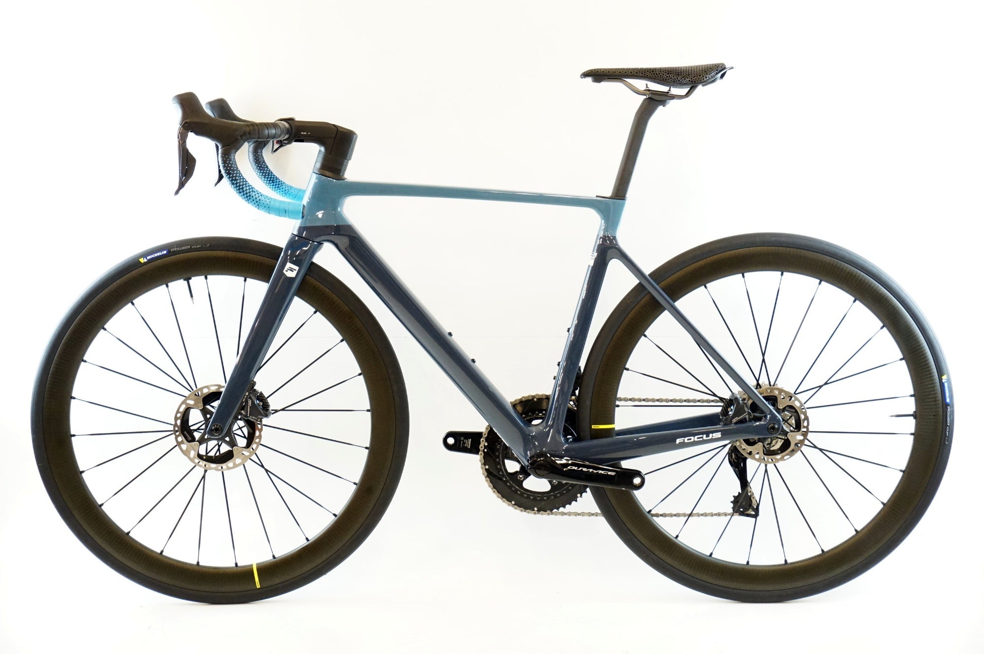 FOCUS 「フォーカス」 IZALCO MAX DISC 2024年モデル ロードバイク
