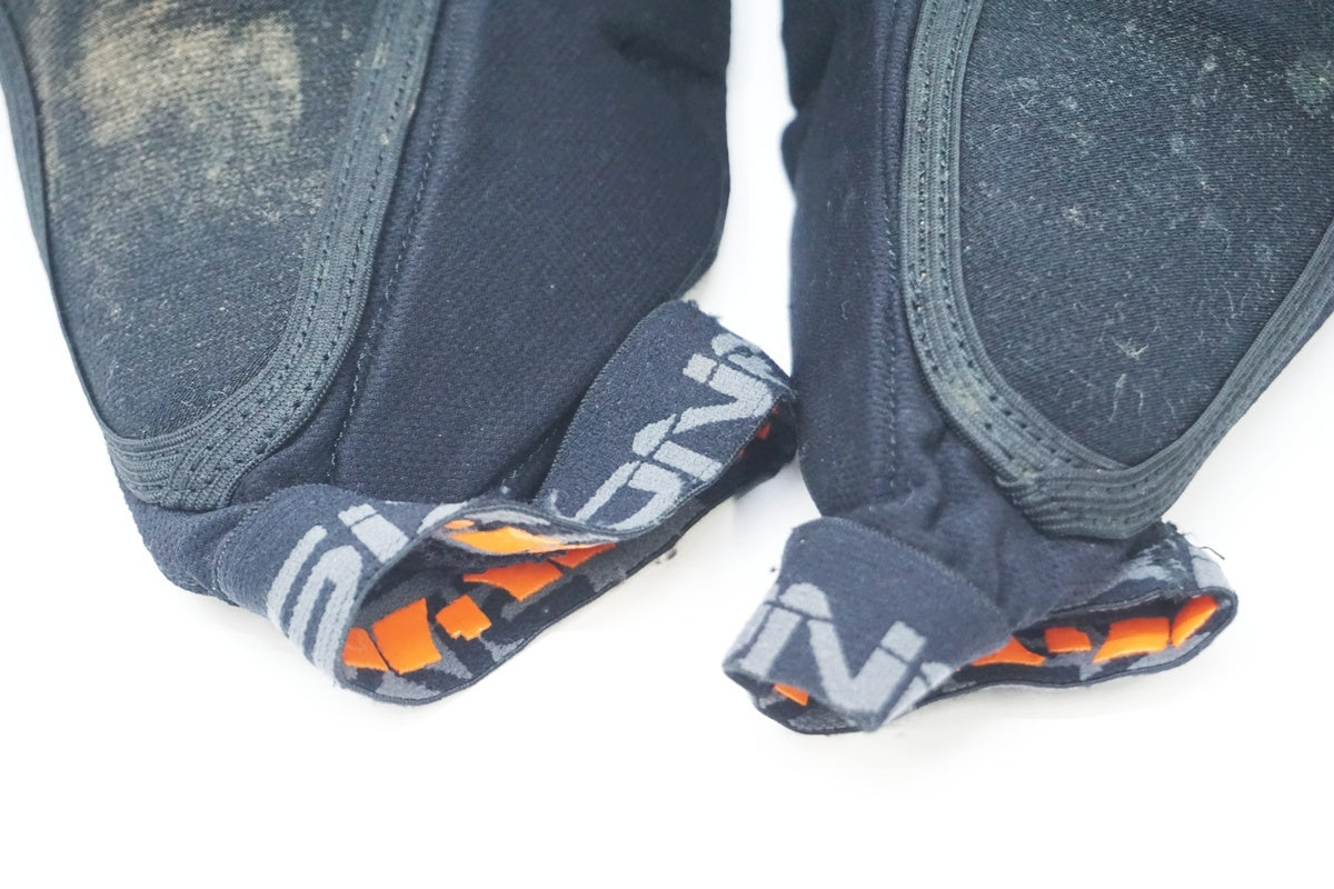 SIXSIXONE 「シックスシックスワン」 Sサイズ ニープロテクター / 大阪美原北インター店