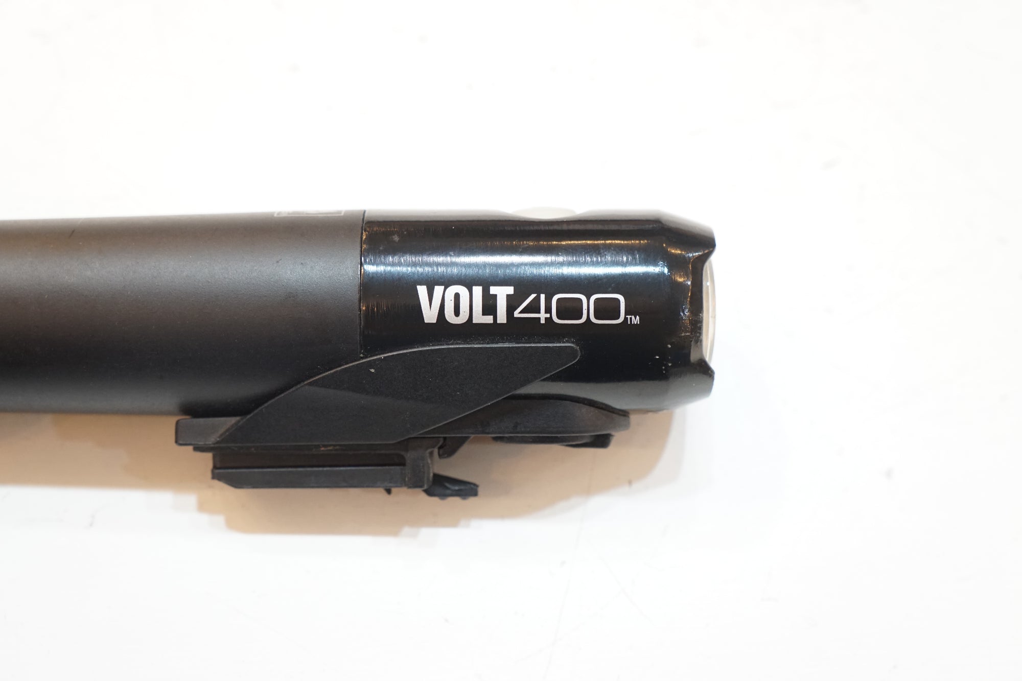 CATEYE 「キャットアイ」 VOLT 400 REC-MOUNT付 フロントライト / バイチャリ浦和ベース