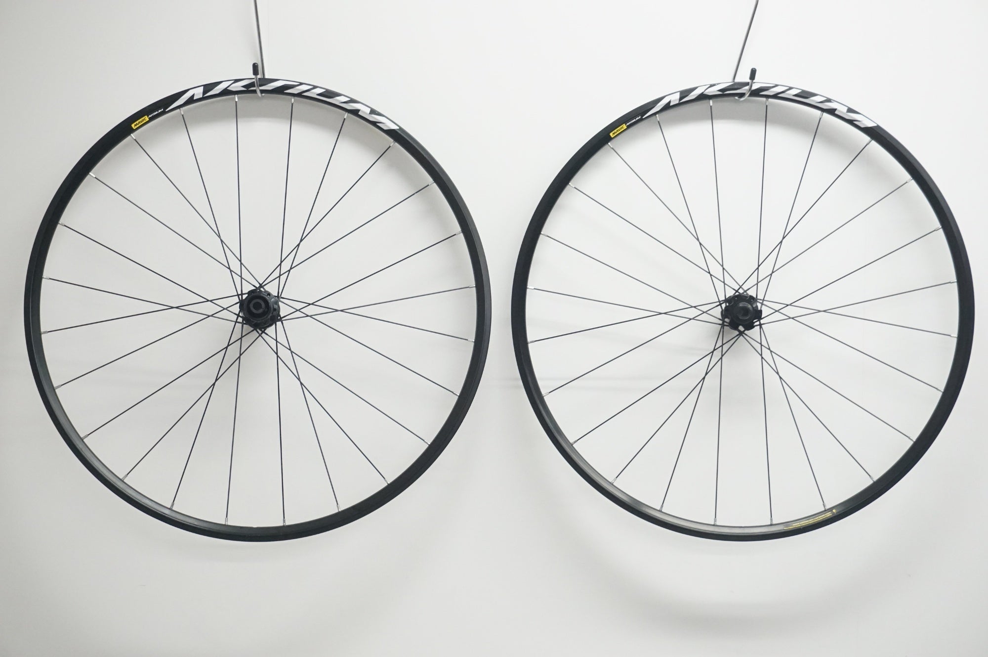 MAVIC 「マヴィック」 AKSIUM DISC シマノ11速 ホイール / 福岡店