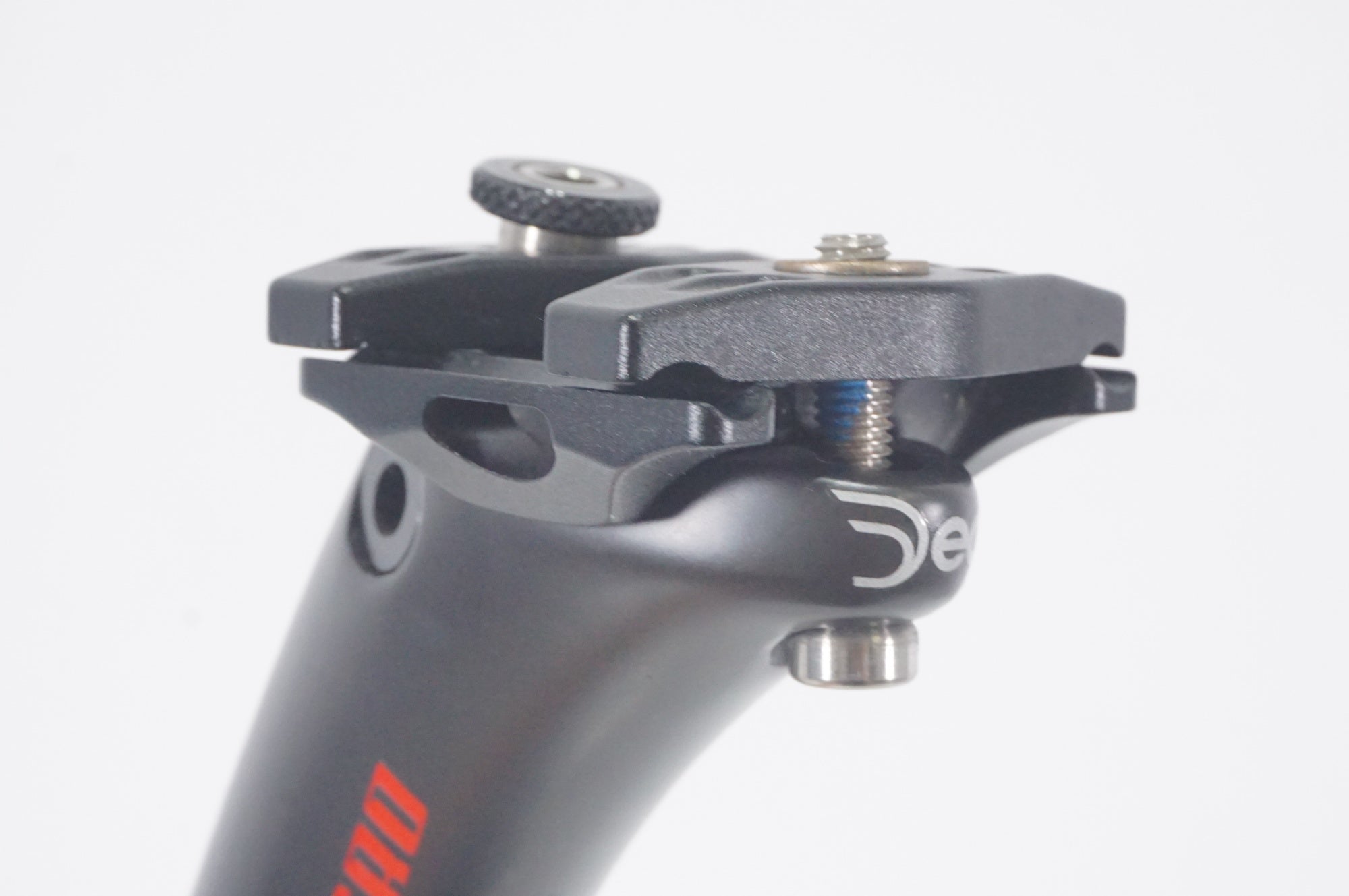 DEDA 「デダ」 SUPERLEGGERO φ31.6 350mm シートポスト / AKIBA
