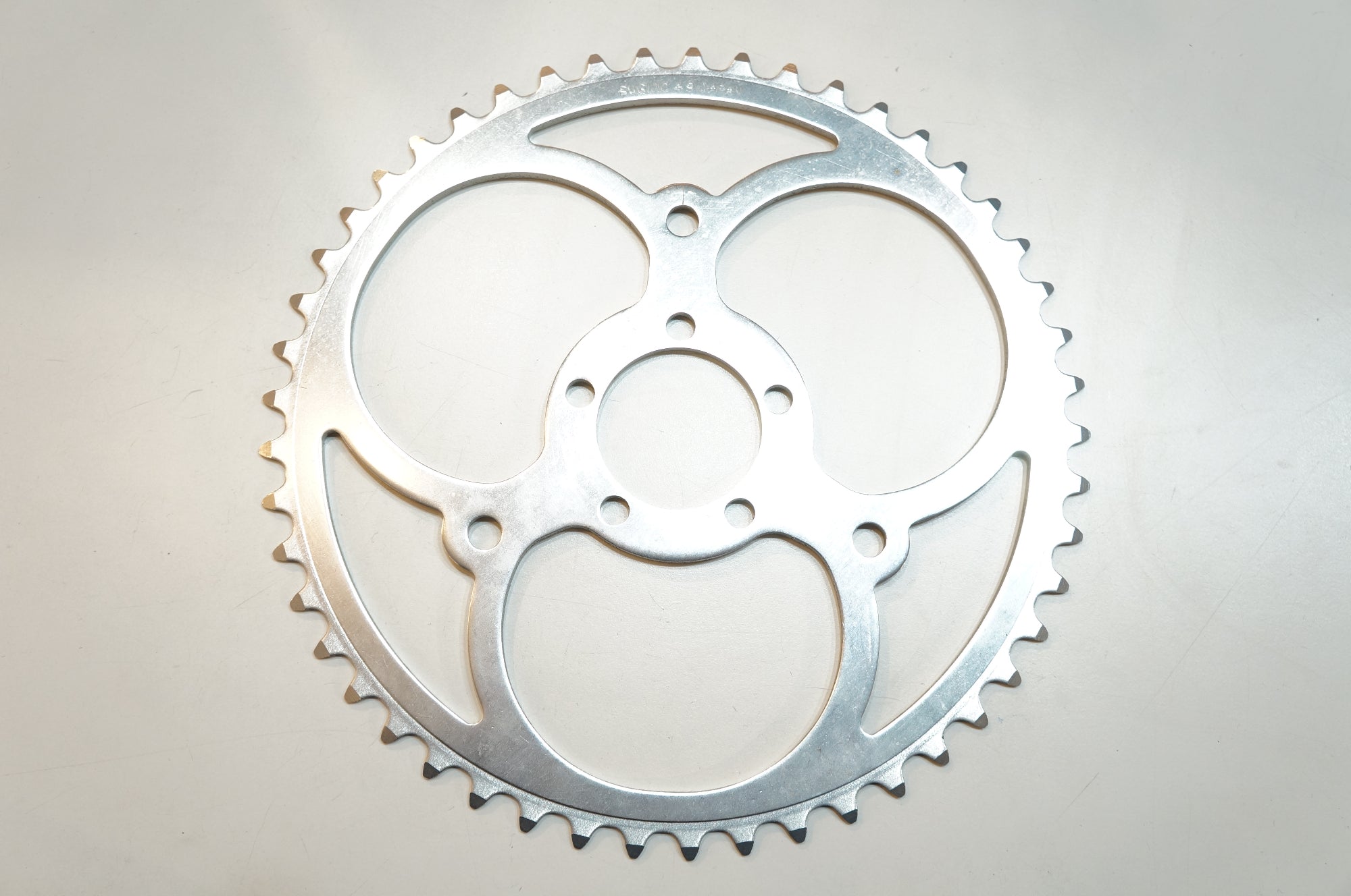 SUGINO 「スギノ」 PRO DYNAMIC 49T チェーンリング / バイチャリ浦和ベース