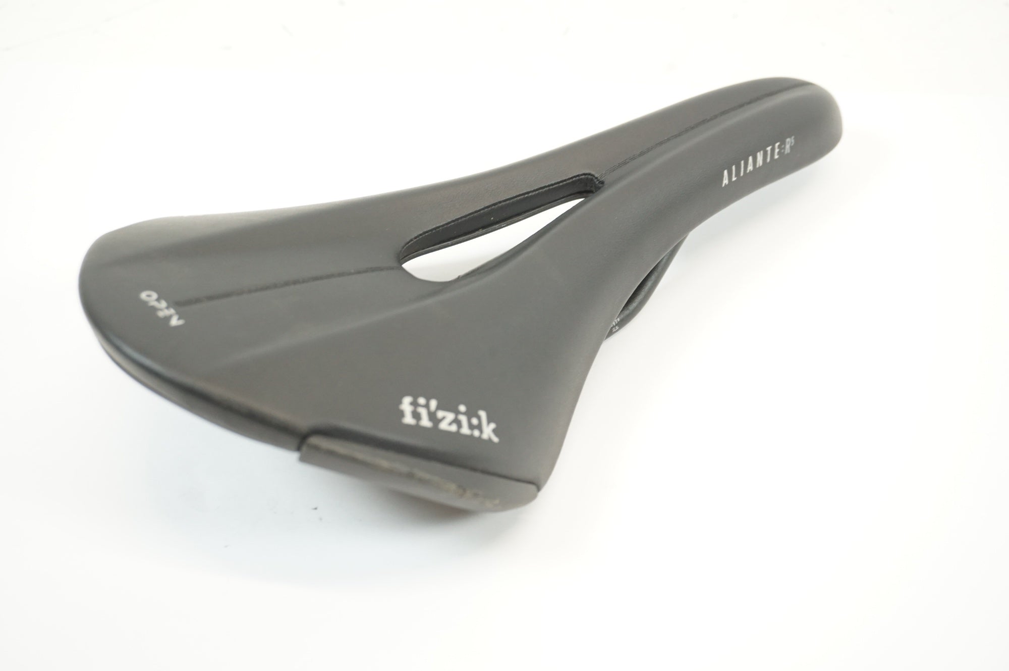 FIZIK 「フィジーク」 ALIANTE R5 サドル / 宇都宮店