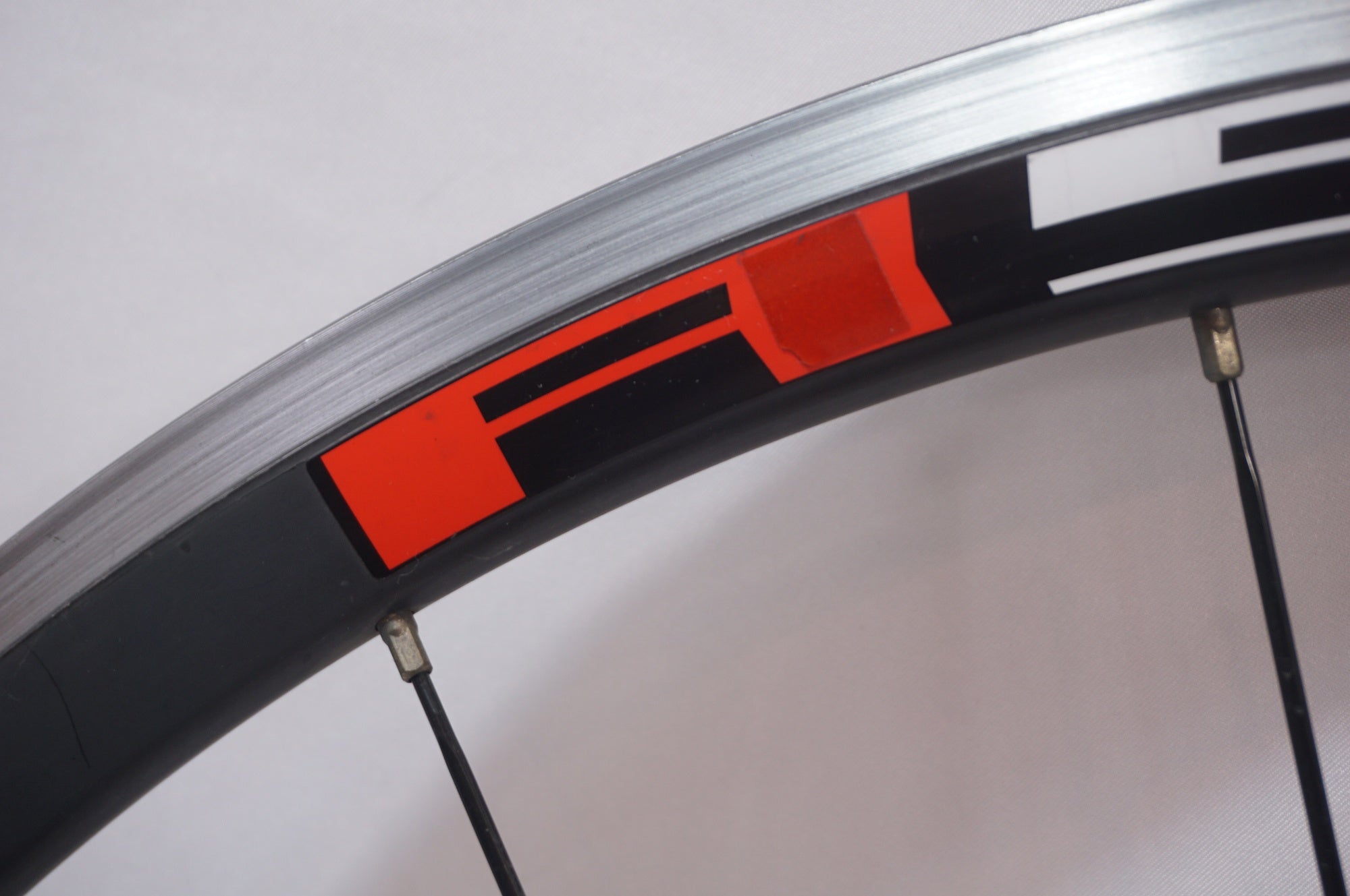 SHIMANO 「シマノ」 WH-R501-30 フロントホイール / 世田谷店