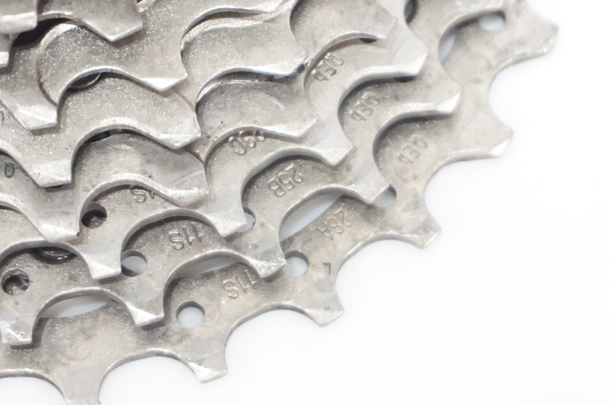 SHIMANO 「シマノ」 ULTEGRA CS-R8000 11-28T スプロケット / AKIBA店