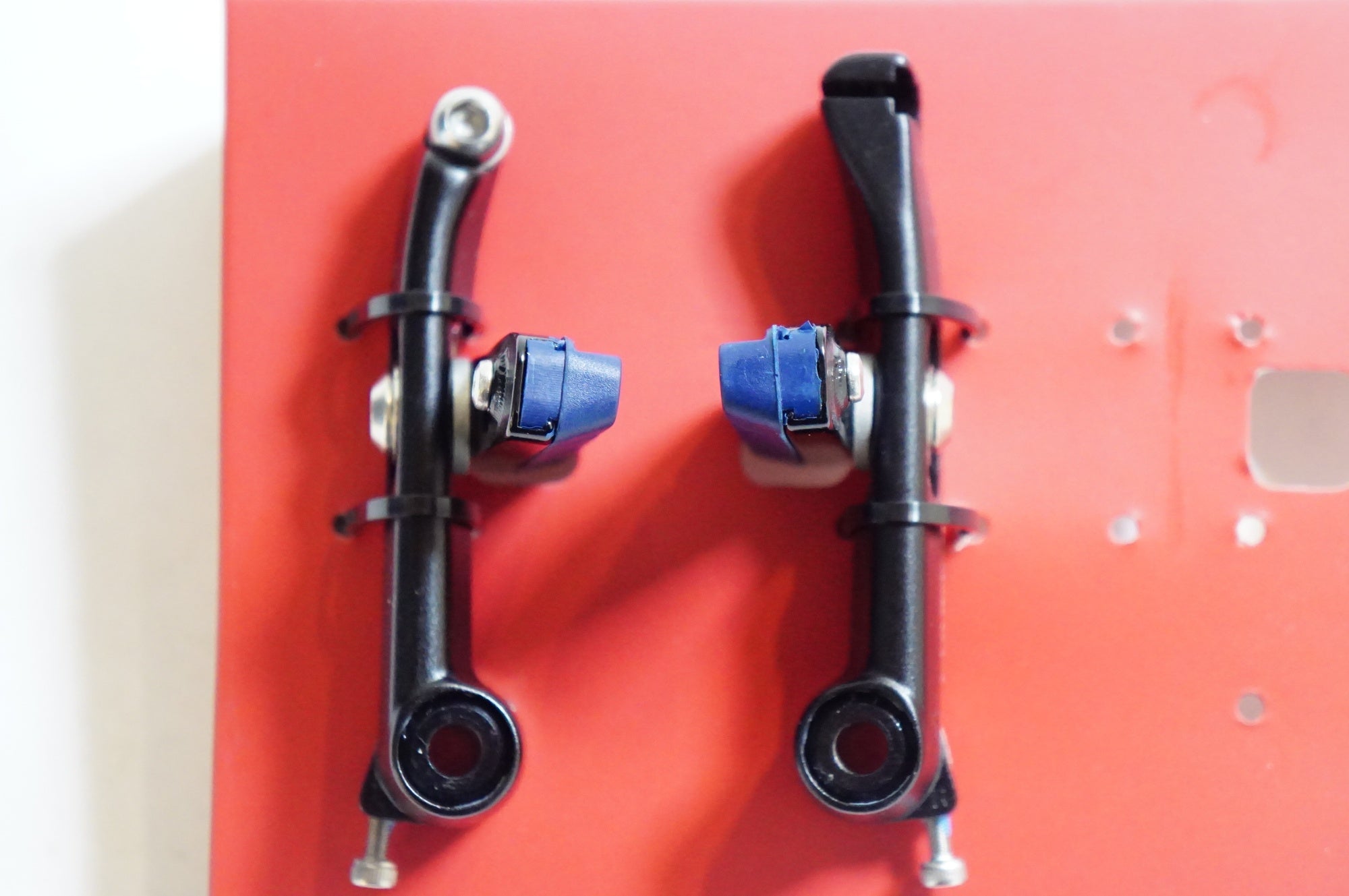 FOURIERS 「フォーリアーズ」 BR-S005 (GIANT PROPEL用) エアロVブレーキ / 熊谷本店