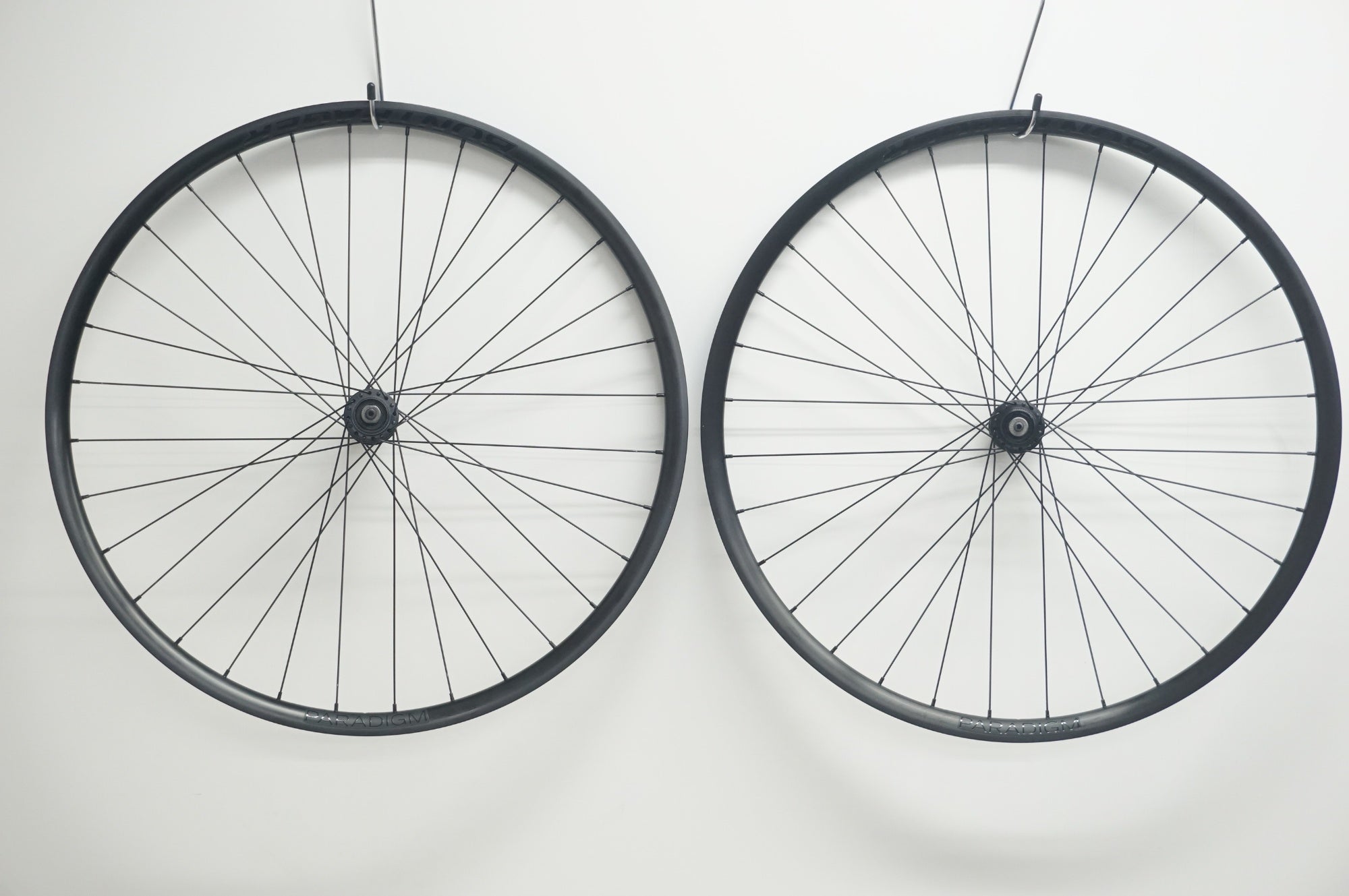 BONTRAGER 「ボントレガー」 PARADIGM DISC シマノ10速 ホイールセット / 福岡店