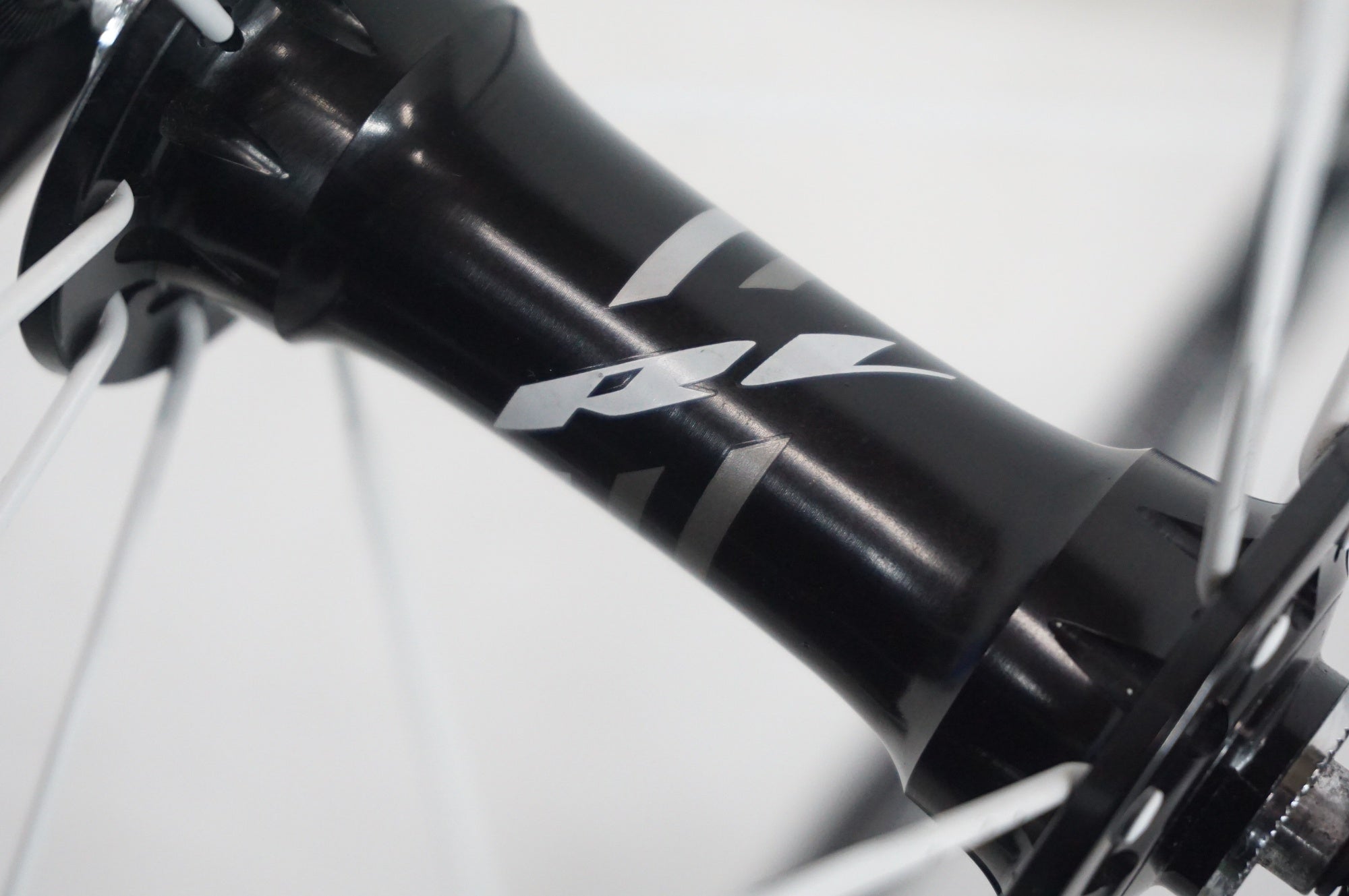 BONTRAGER 「ボントレガー」 RL フロントホイール / 阪急塚口店