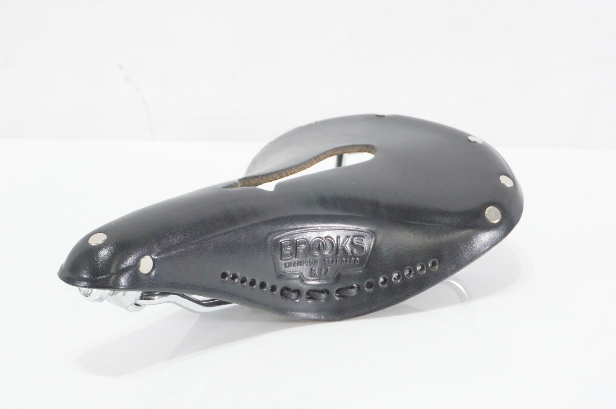 BROOKS 「ブルックス」 B17 サドル / AKIBA店