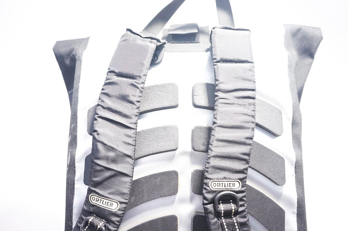 ORTLIEB 「オルトリーブ」 WATERPROOF MESSENGER BAGS バッグ / 大阪