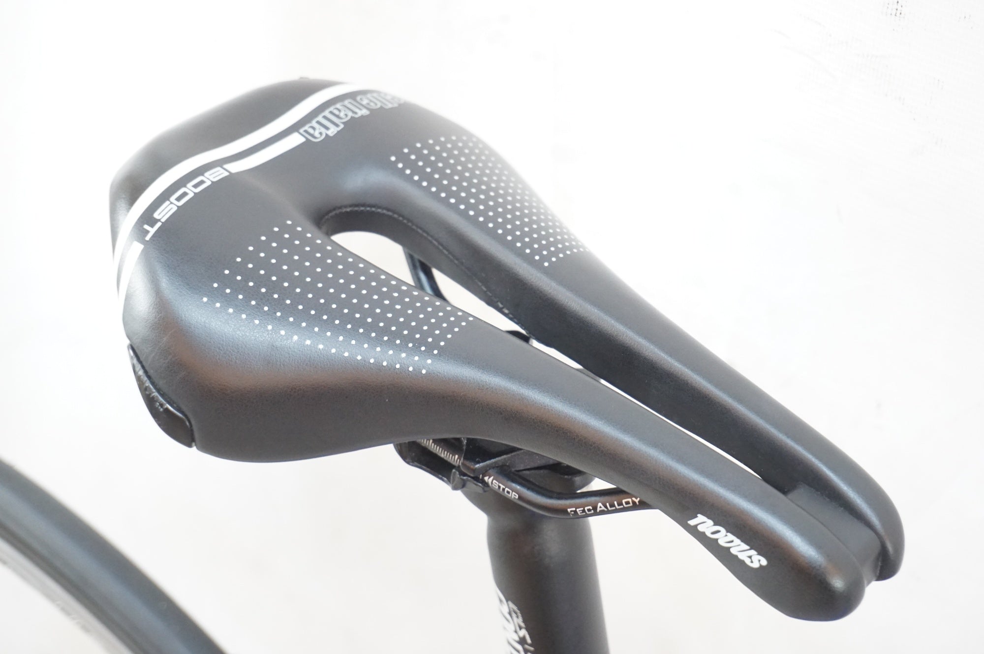 GUSTO 「グスト」 RCR TEAM DURO SPORT EVO 2021年モデル ロードバイク
