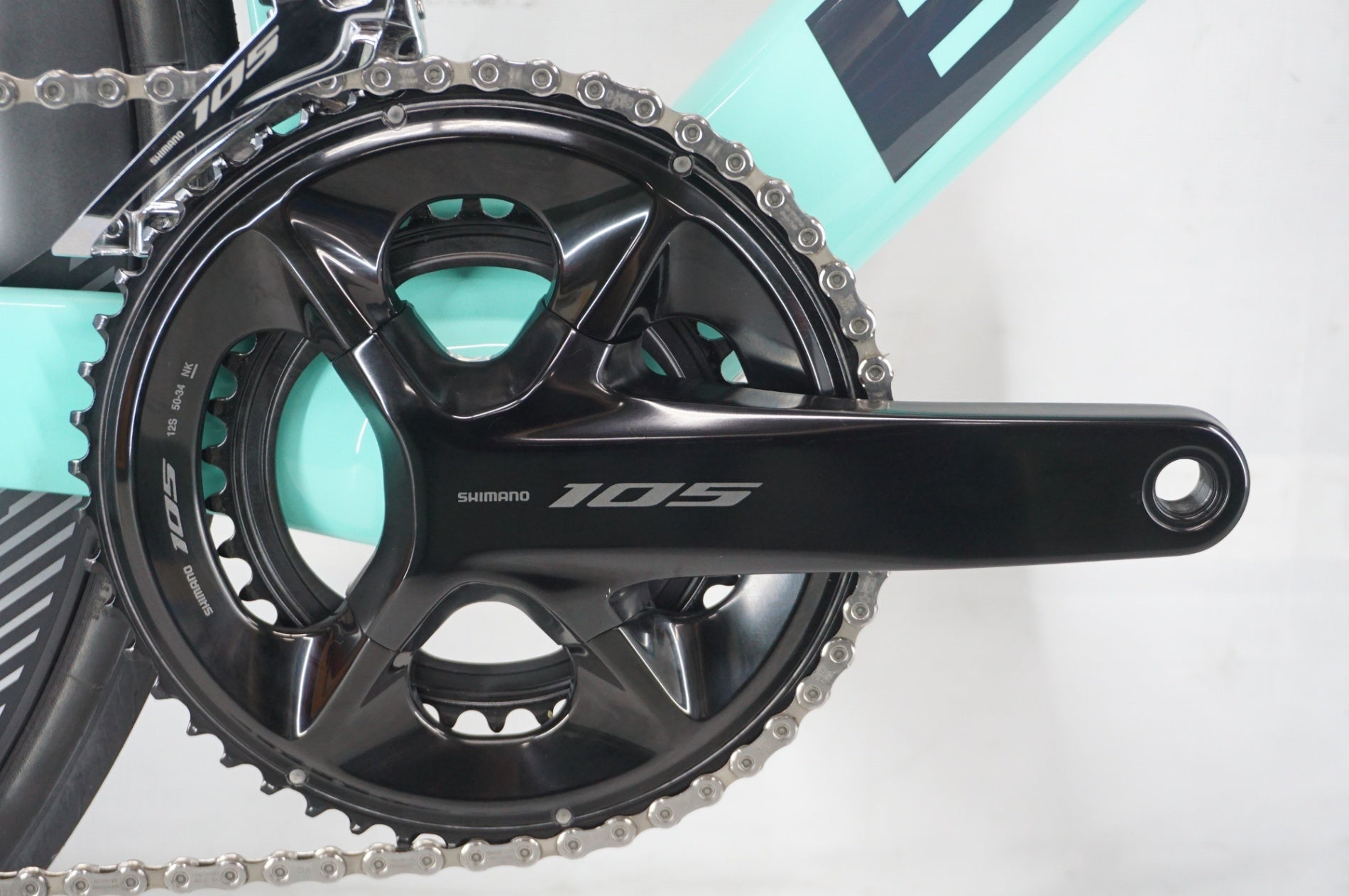 BIANCHI 「ビアンキ」 OLTRE COMP 105 Di2 2024年モデル ロードバイク / 阪急塚口店