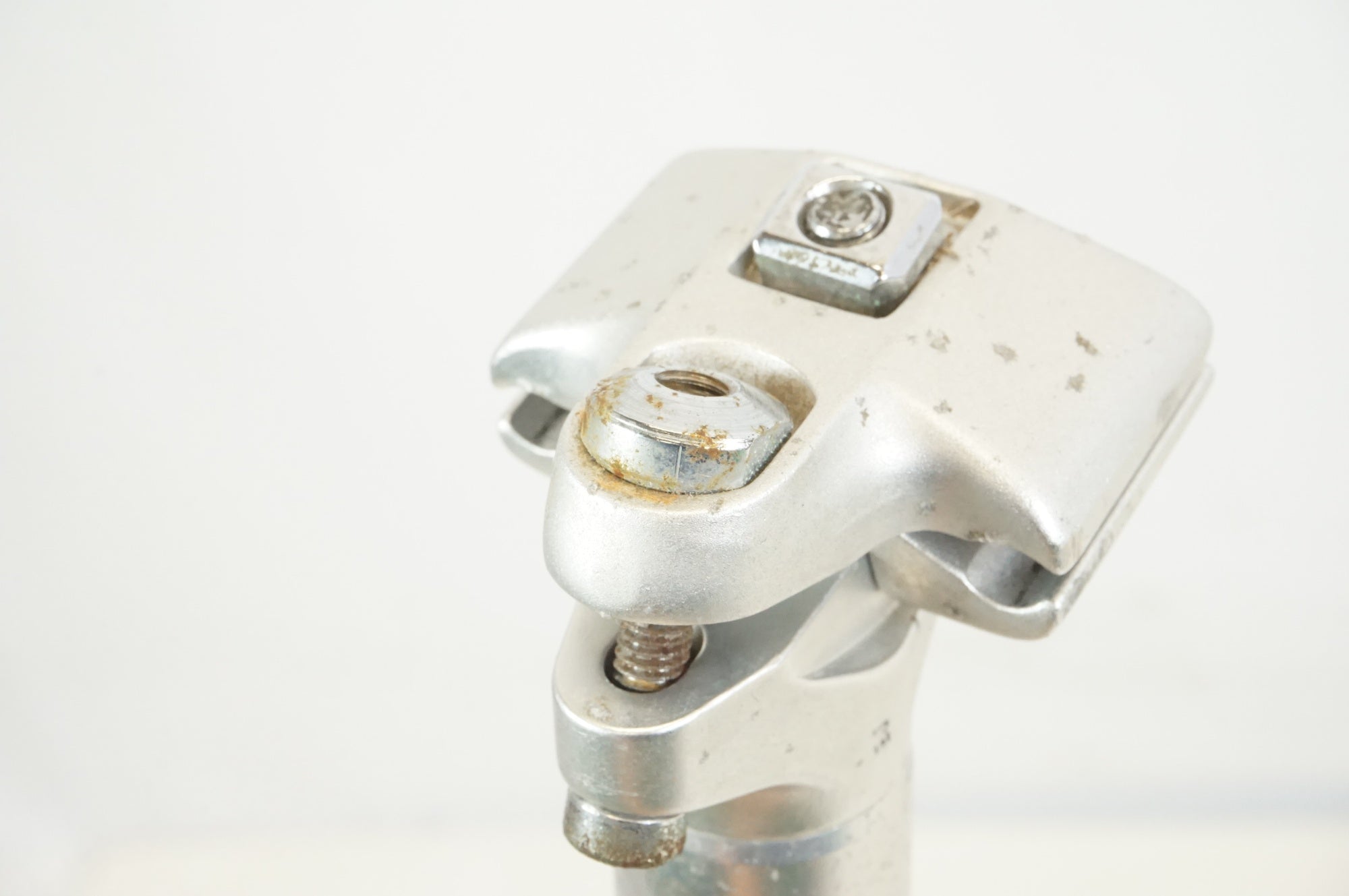 SUNTOUR 「サンツアー」 SUPERBE PRO NJS φ27.0 200mmシートポスト / 宇都宮店