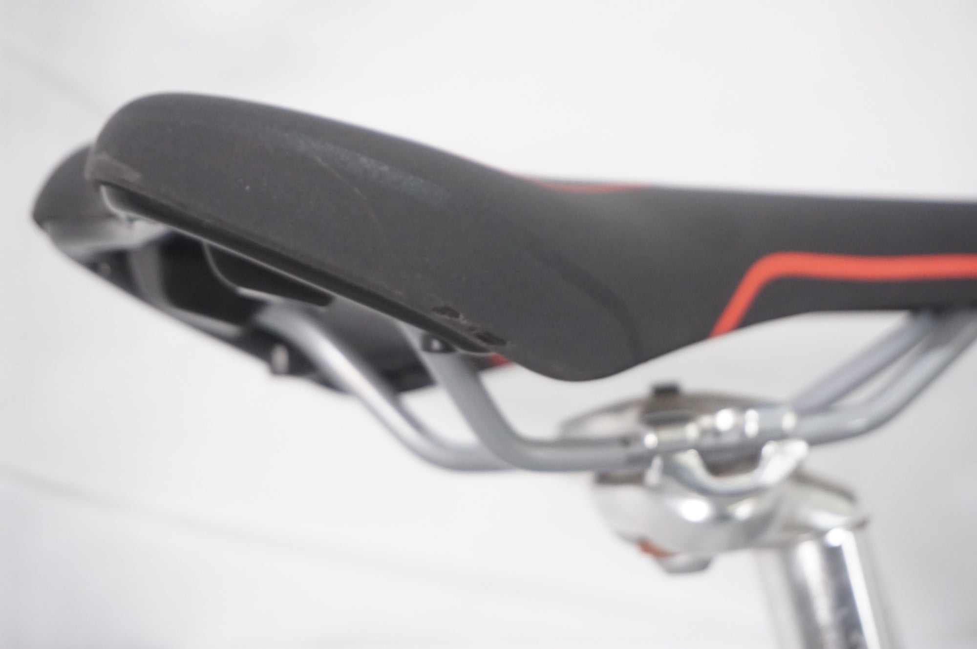 RALEIGH 「ラレー」 CRF CARLTON-F 2016年モデル ロードバイク / AKIBA