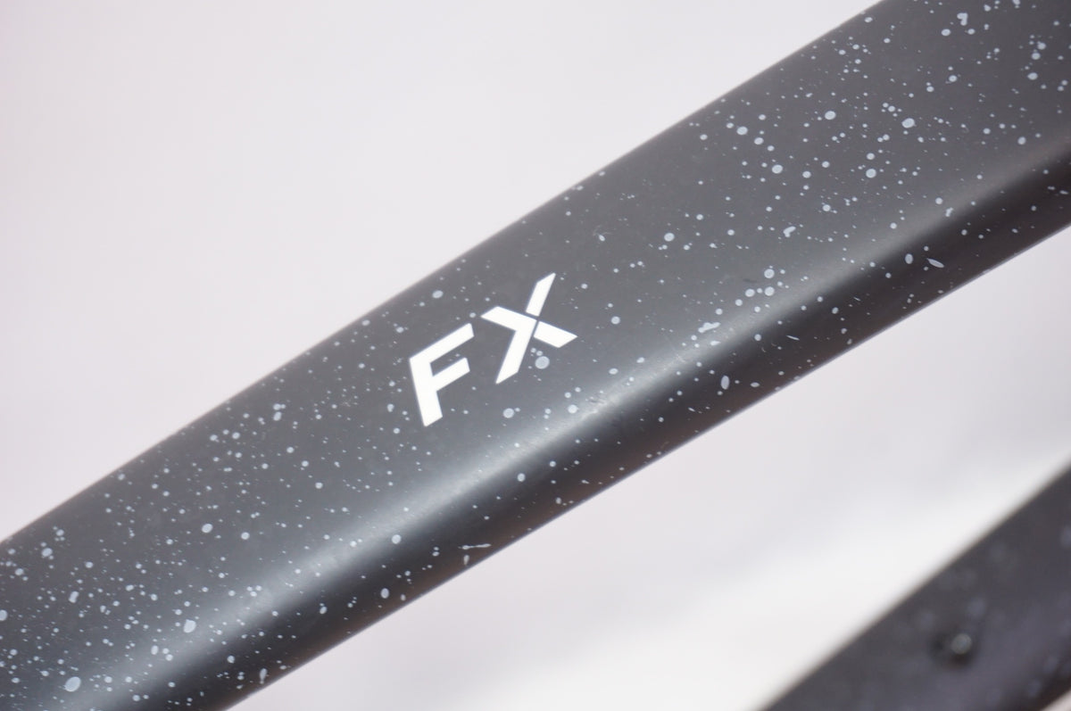 TREK 「トレック」 FX2 GEN4 2026年モデル / 世田谷店
