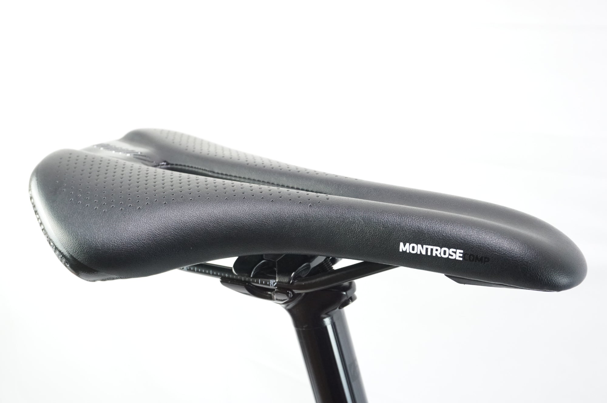 TREK 「トレック」 FX SPORT5 2025年モデル クロスバイク / バイチャリ浦和ベース
