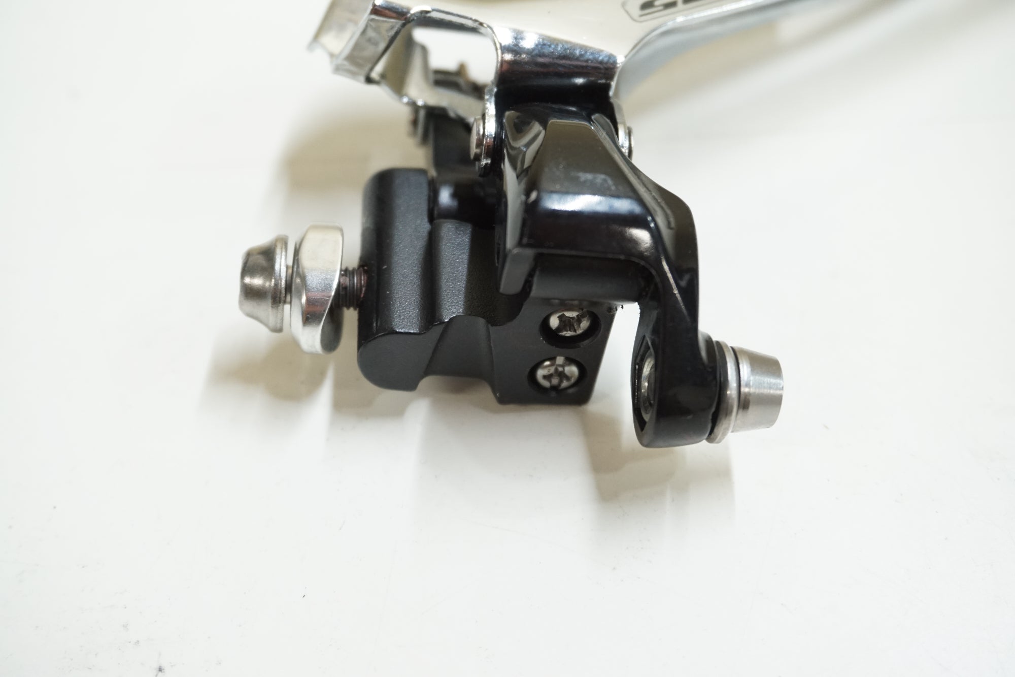 SHIMANO 「シマノ」 105 FD-5700 フロントディレイラー / 大宮店