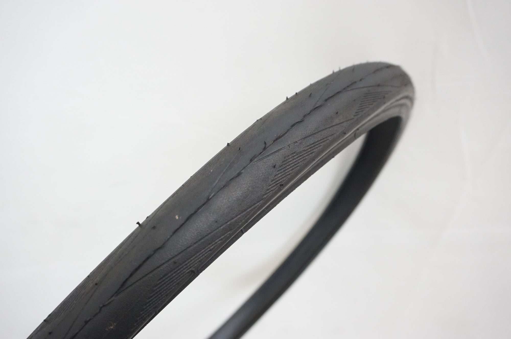 SCHWALBE 「シュワルベ」 ONE 20×1-1/8 タイヤ / 福岡店