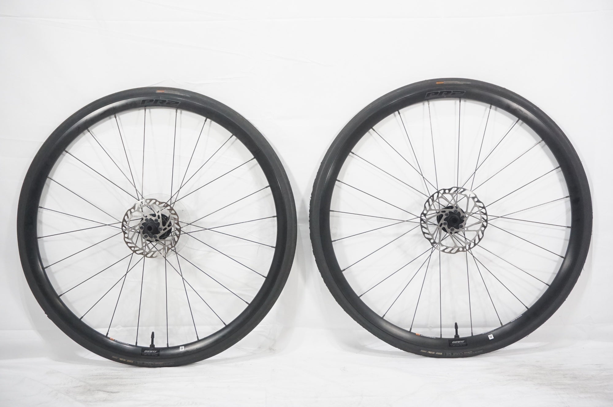 GIANT 「ジャイアント」 PR-2 DISC シマノ11速 ホイールセット / AKIBA