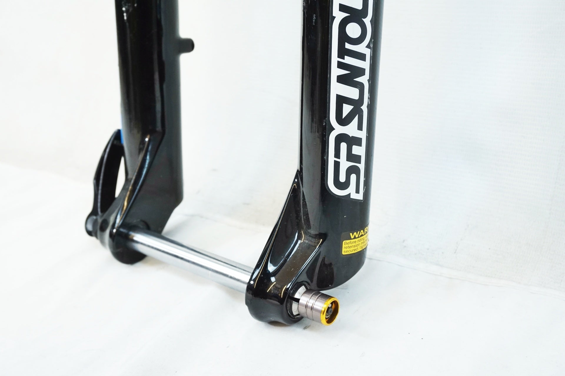 SR SUNTOUR 「エスアールサンツアー」 XCR 29インチ サスペンション