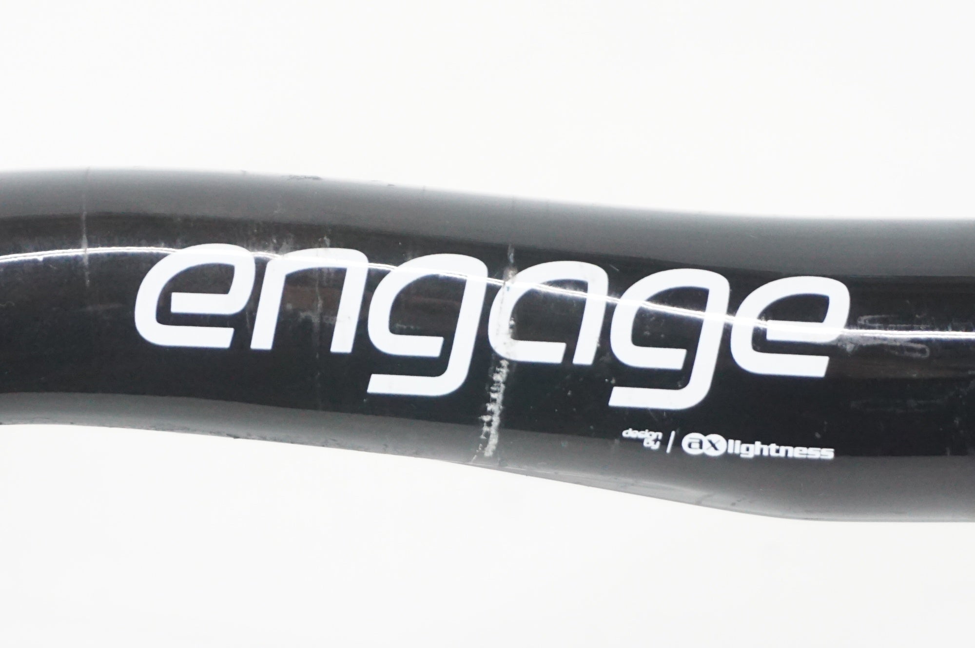ENGAGE 「エンゲージ」 Φ31.8 405mm カーボンハンドル / 阪急塚口店