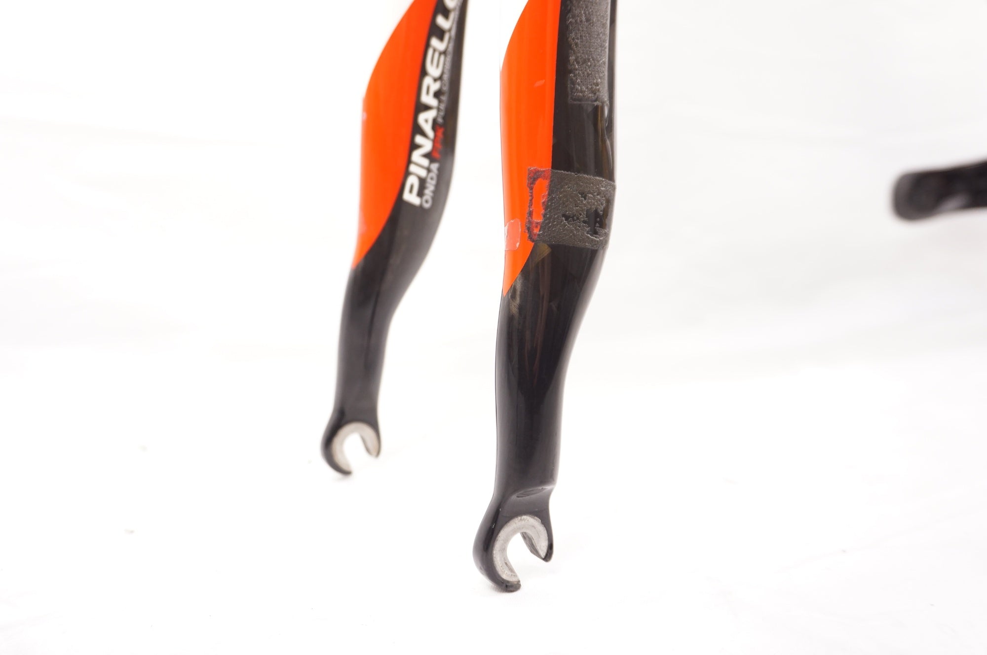 PINARELLO FP3フルカーボン全バラから製作！基本分解発送送料無料！ PINARELLO 「ピナレロ」 FP3 2009年モデル フレームセット / 中目黒店