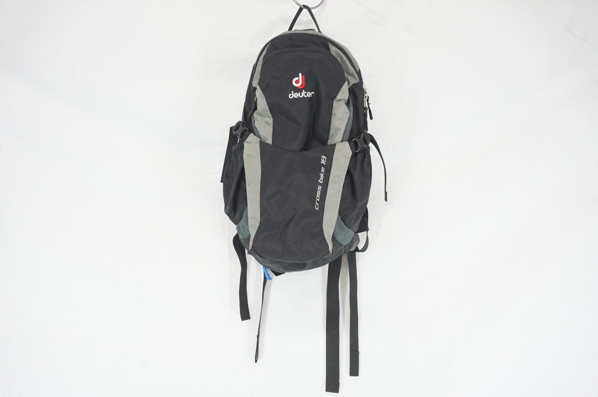 DEUTER 「ドイター」 CROSS BIKE 18 バックパック / 阪急塚口店