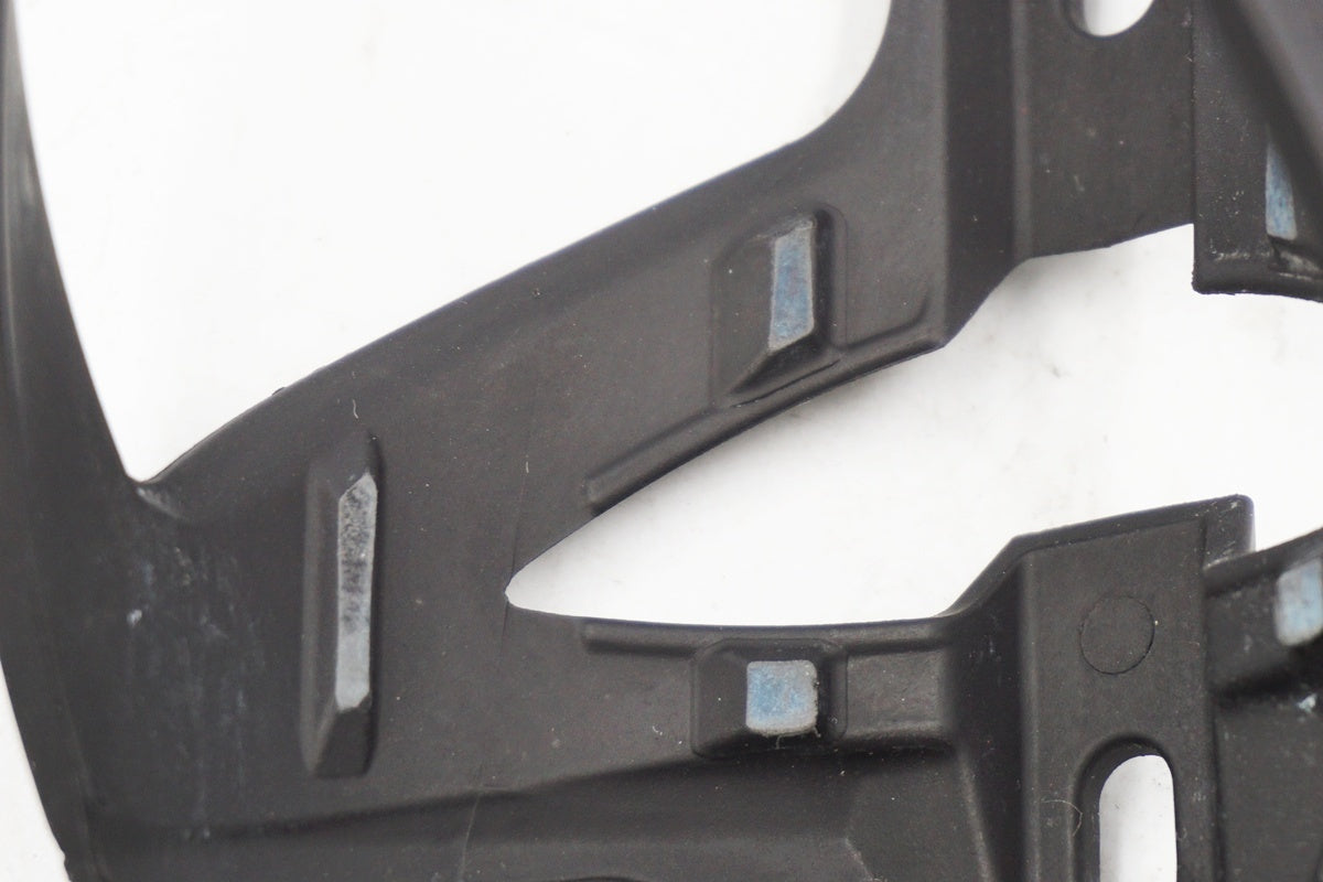 ELITE 「エリート」 CANNIBAL ボトルケージ / 奈良店