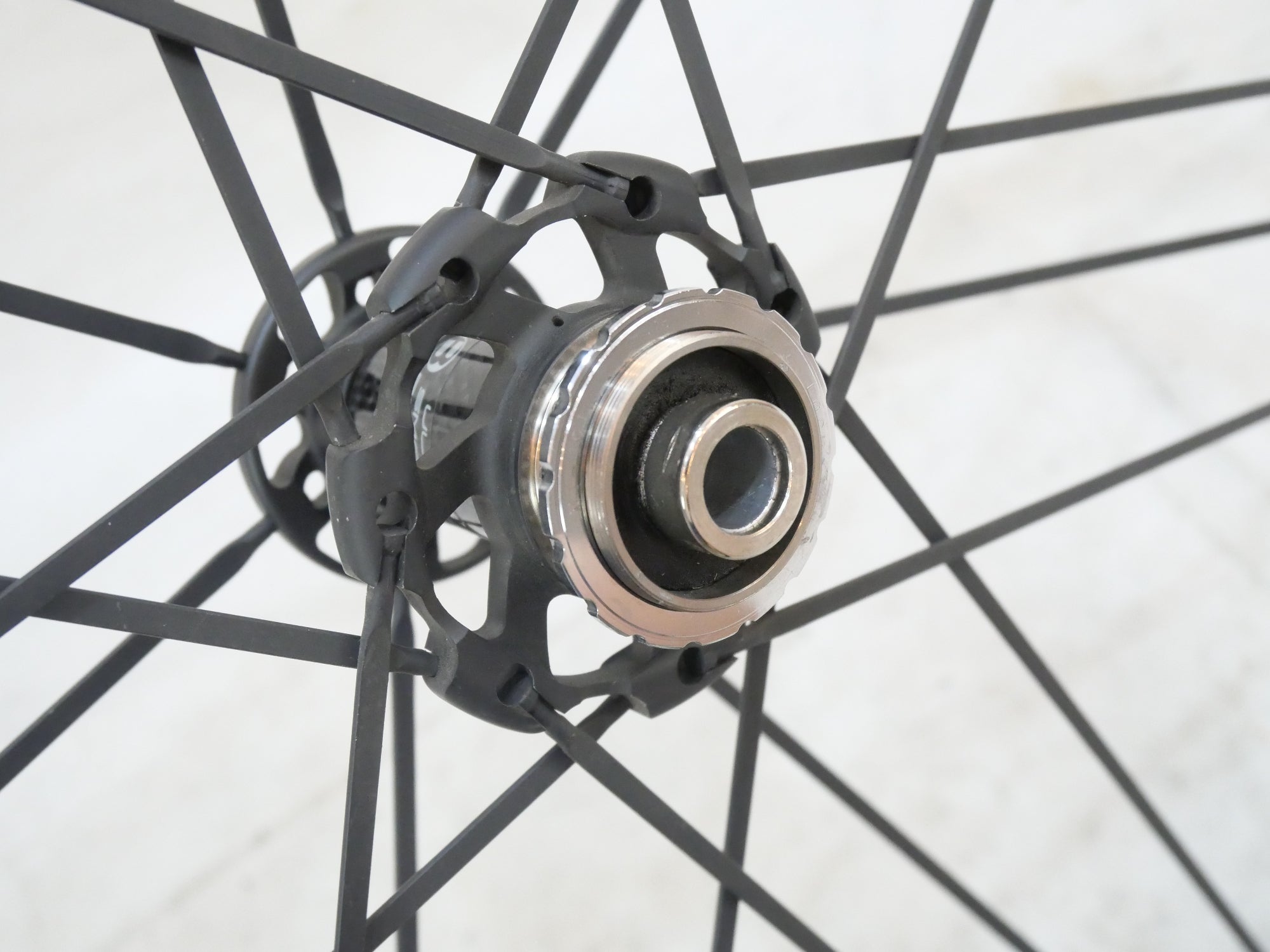CAMPAGNOLO 「カンパニョーロ」 SHAMAL ULTRA DISC シマノ11速 ホイールセット / バイチャリ浦和ベース