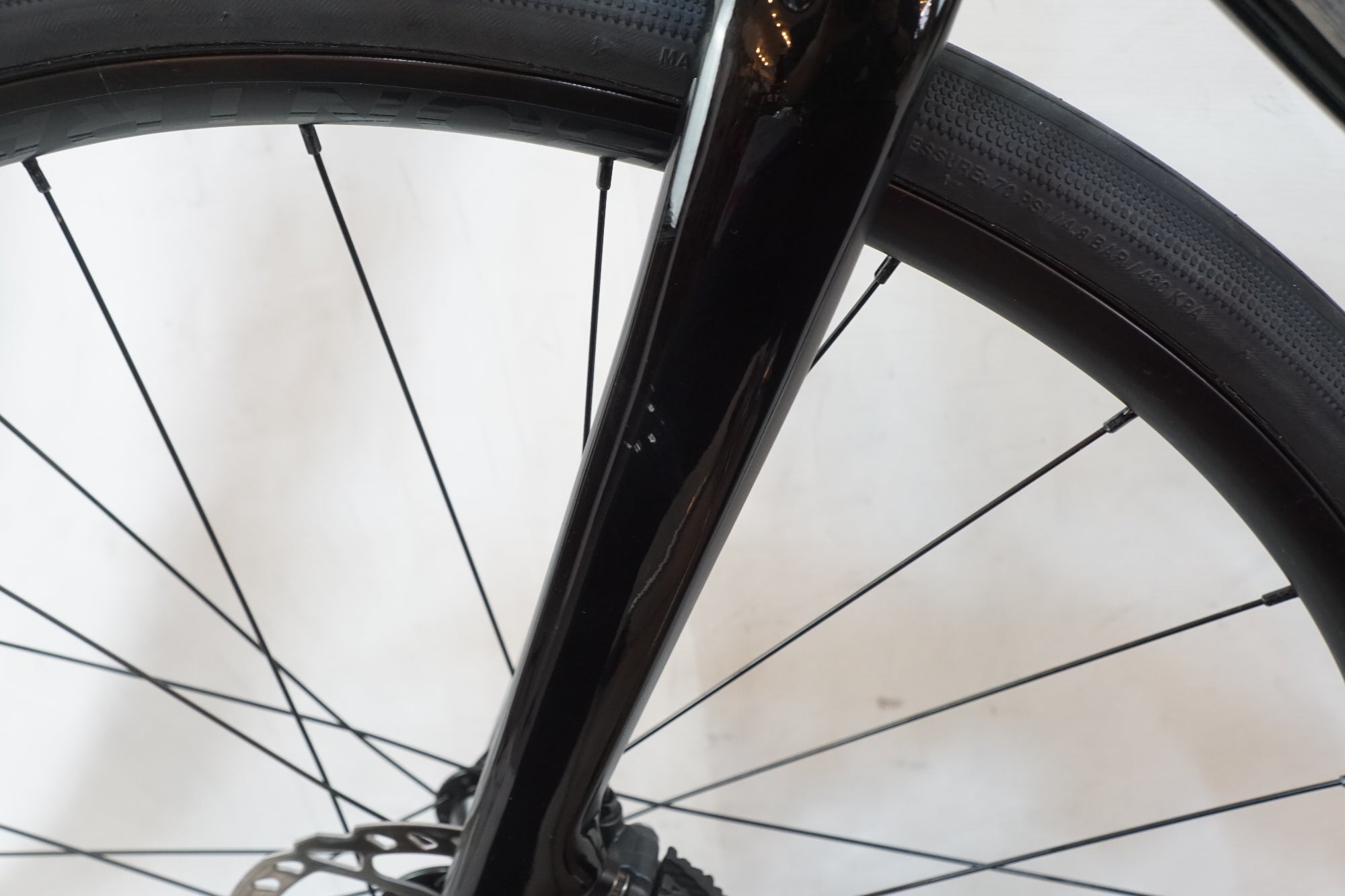 TREK 「トレック」 DOMANE AL4 DISC 2022年モデル ロードバイク / バイチャリ浦和ベース