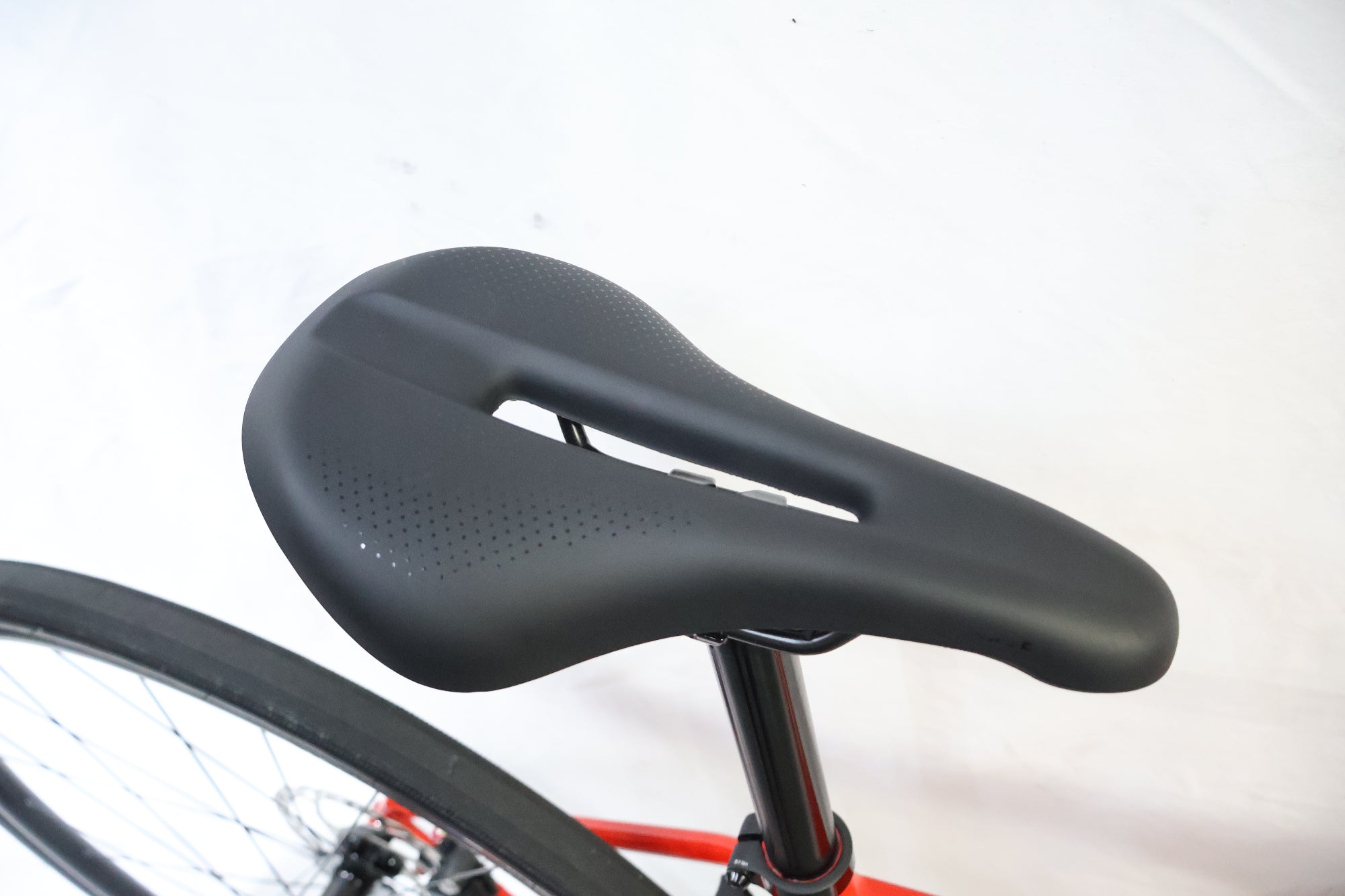 再出品⭐︎Domane AL4 / TREK サイズ52 TREK Domane AL 4 Gen 4｜アルミロードバイク｜ロングライド向け