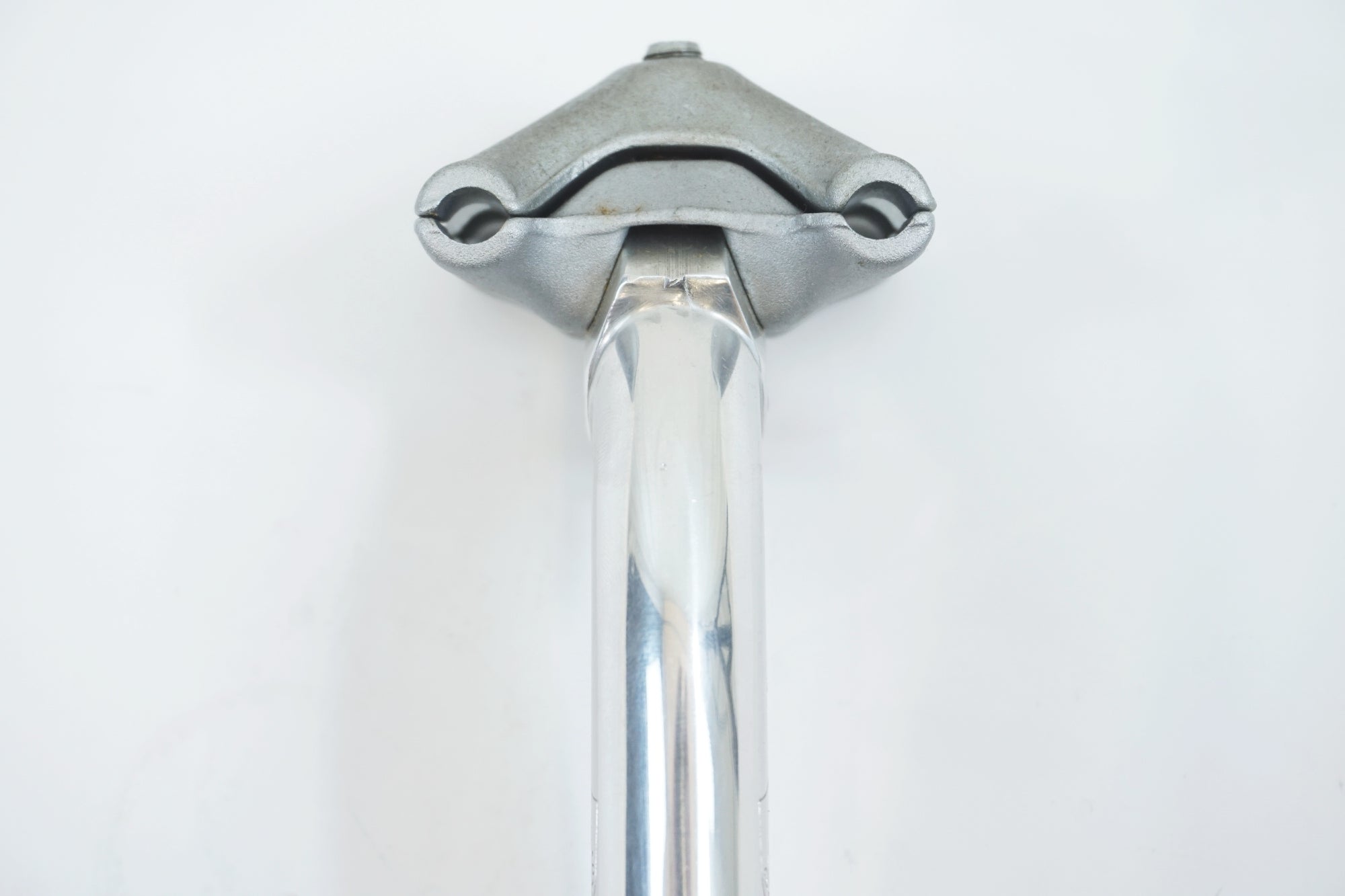 CAMPAGNOLO 「カンパニョーロ」 C-RECORD Φ27.2  エアロシートポスト / 有明ガーデン店