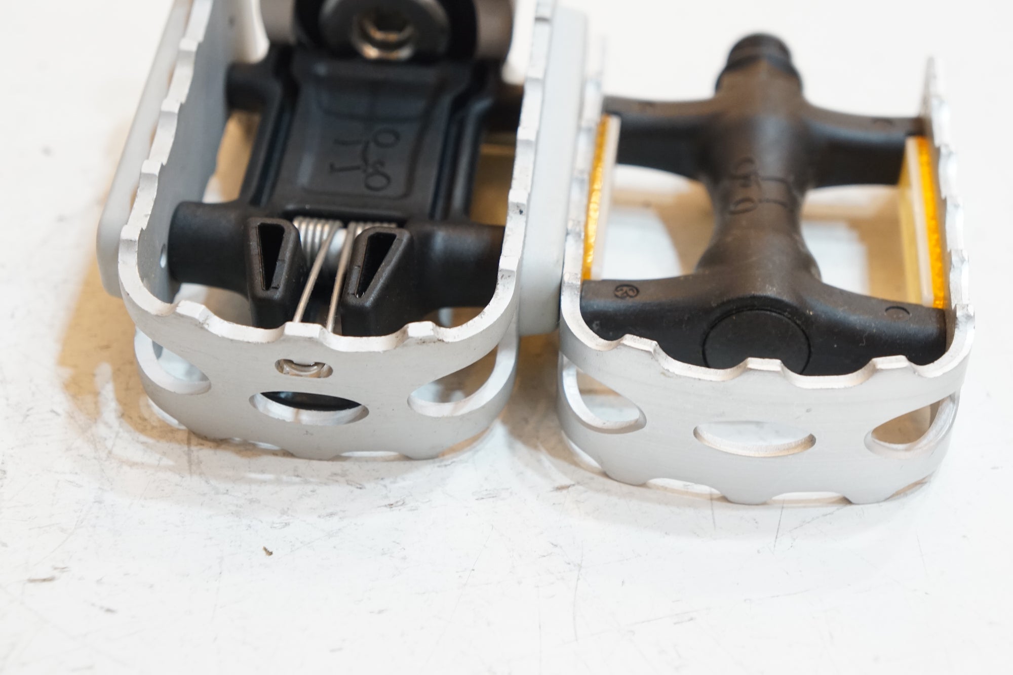 □ BROMPTON ブロンプトン 純正 パーツ＜ジャンク＞ BROMPTON 「ブロンプトン」 純正ペダル / バイチャリ浦和ベース