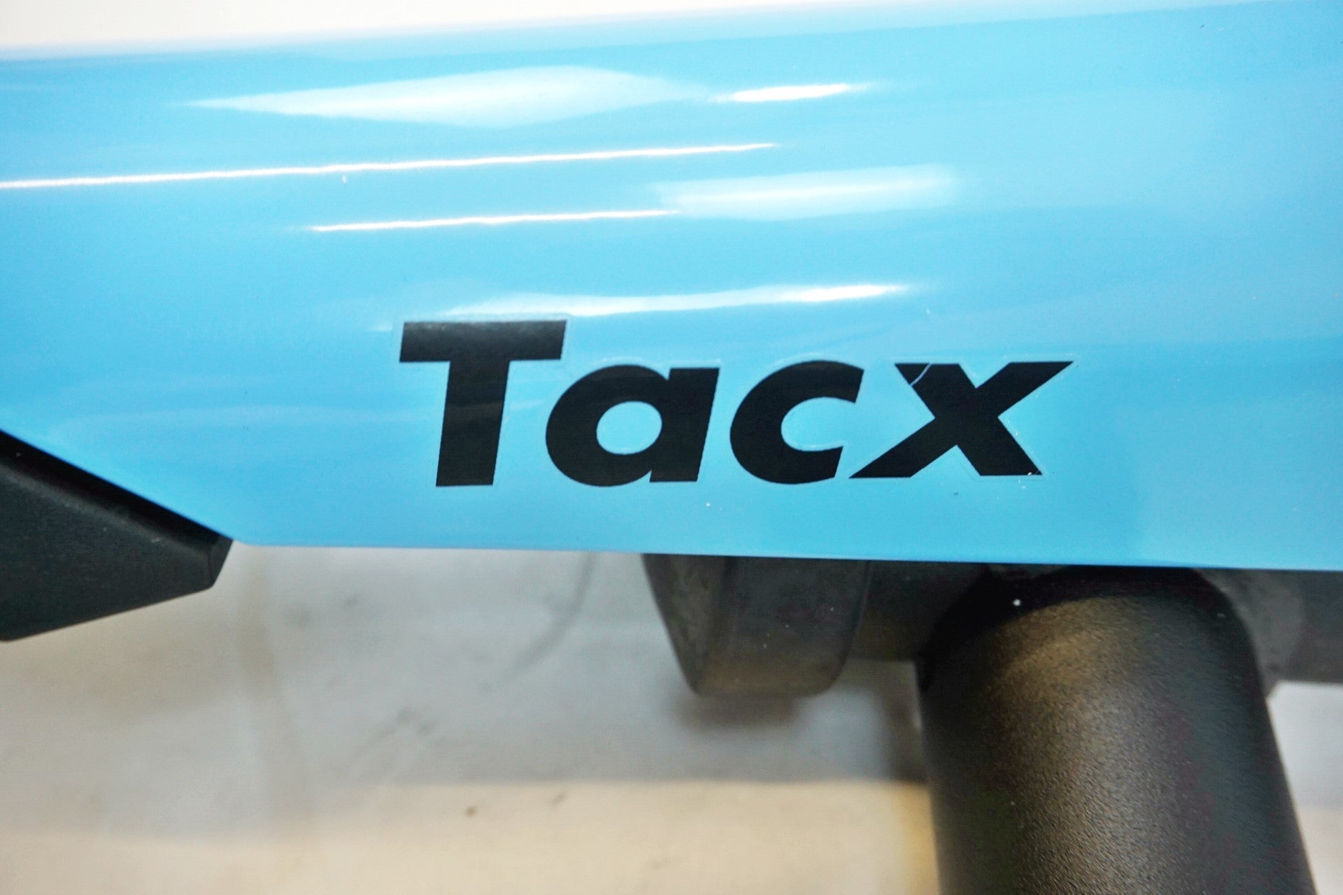 TACX 「タックス」 BOOST サイクルトレーナー  / 有明ガーデン店