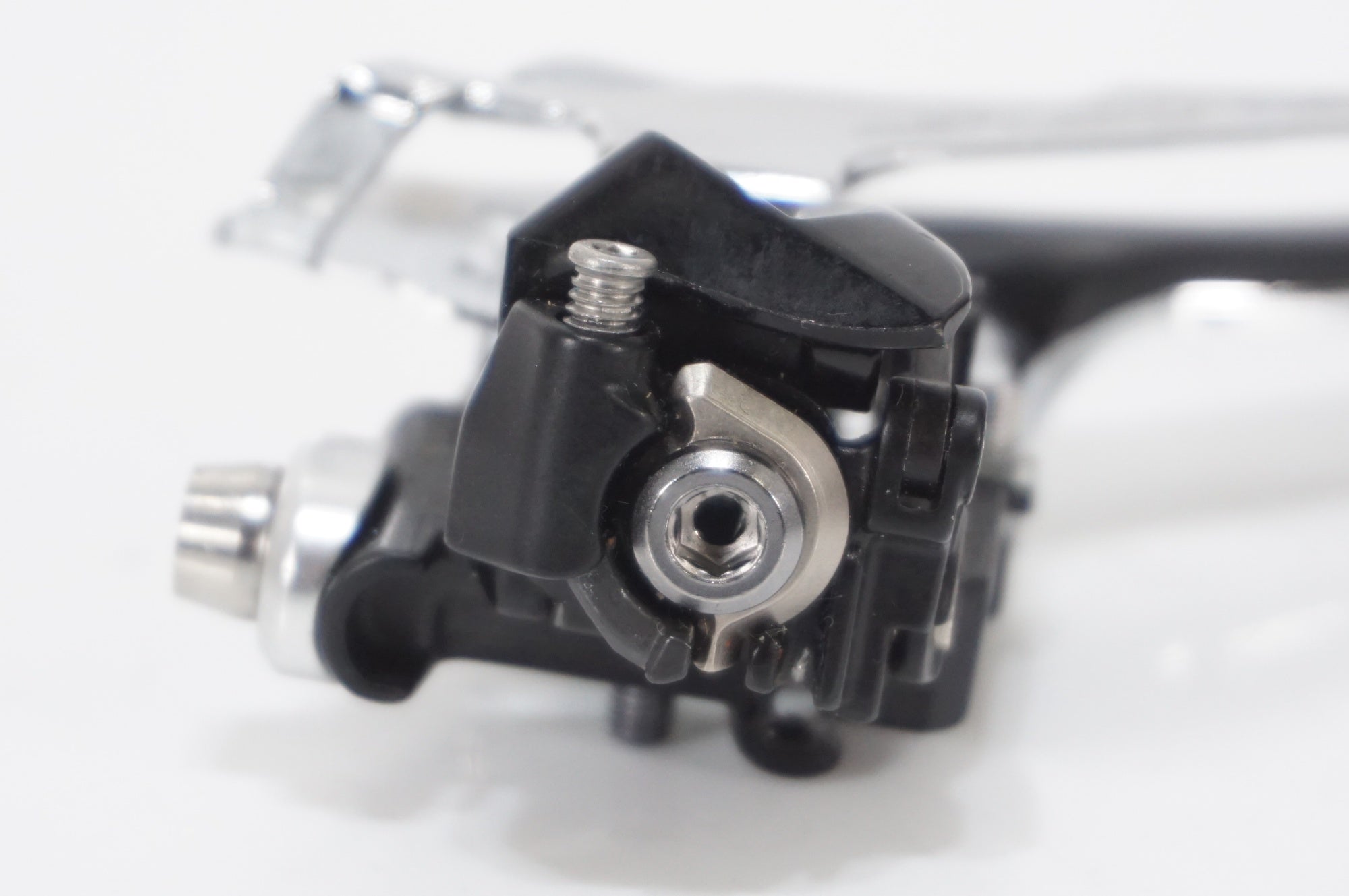 SHIMANO 「シマノ」 105 FD-R7000 フロントディレイラー / AKIBA店