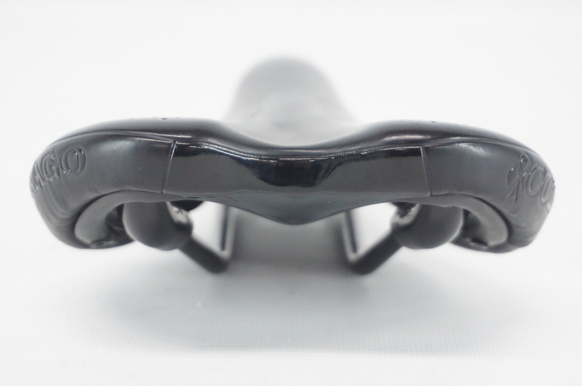 COLNAGO 「コルナゴ」 サドル / 阪急塚口店