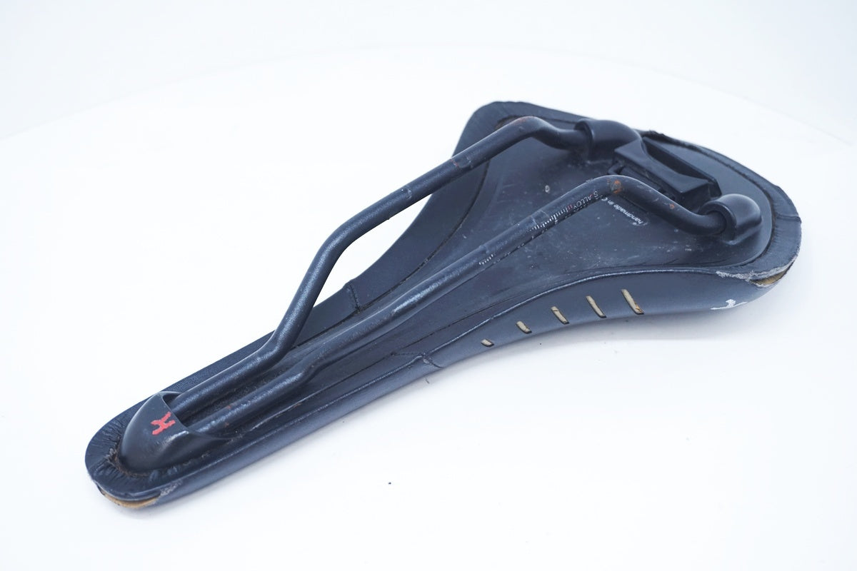 ジャンク FIZIK 「フィジーク」 ANTARES サドル / 大阪美原北インター店