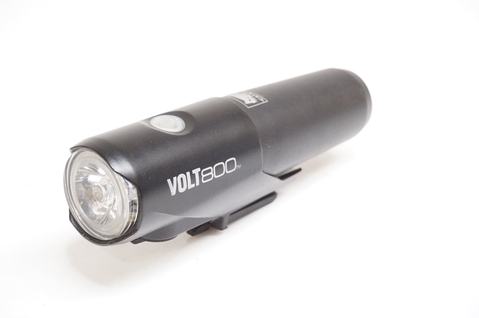 【未使用】CATEYE VOLT800 自転車用ライト CATEYE キャットアイVOLT800は買いか？メリット・デメリットを