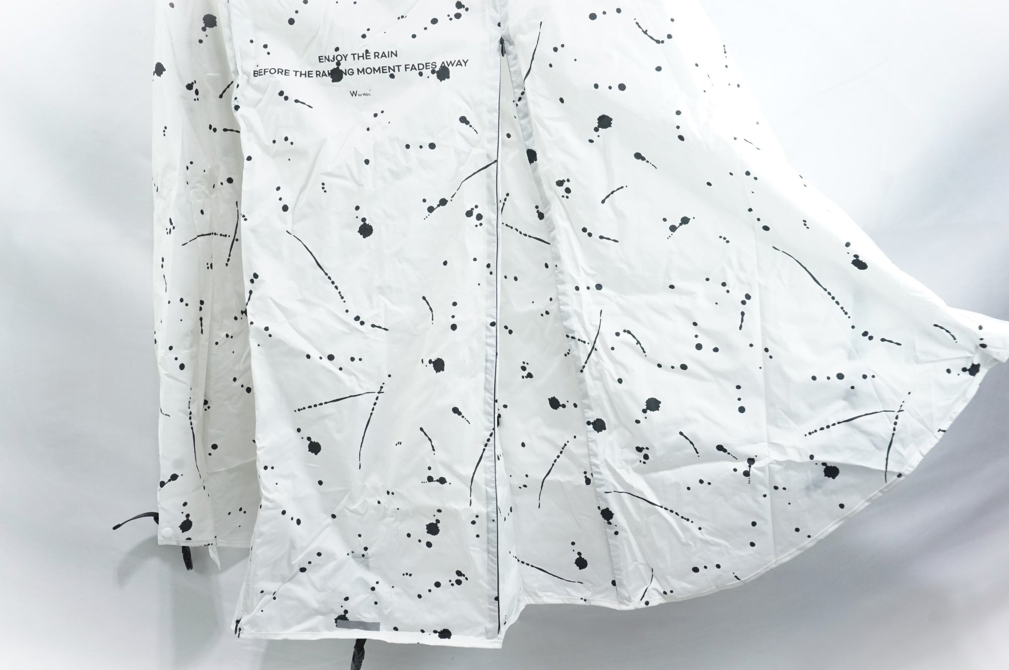 W BY WPC. 「ダブリュバイダブリュピーシー」 RAIN BICYCLE PONCHO レインウェア / 中目黒店