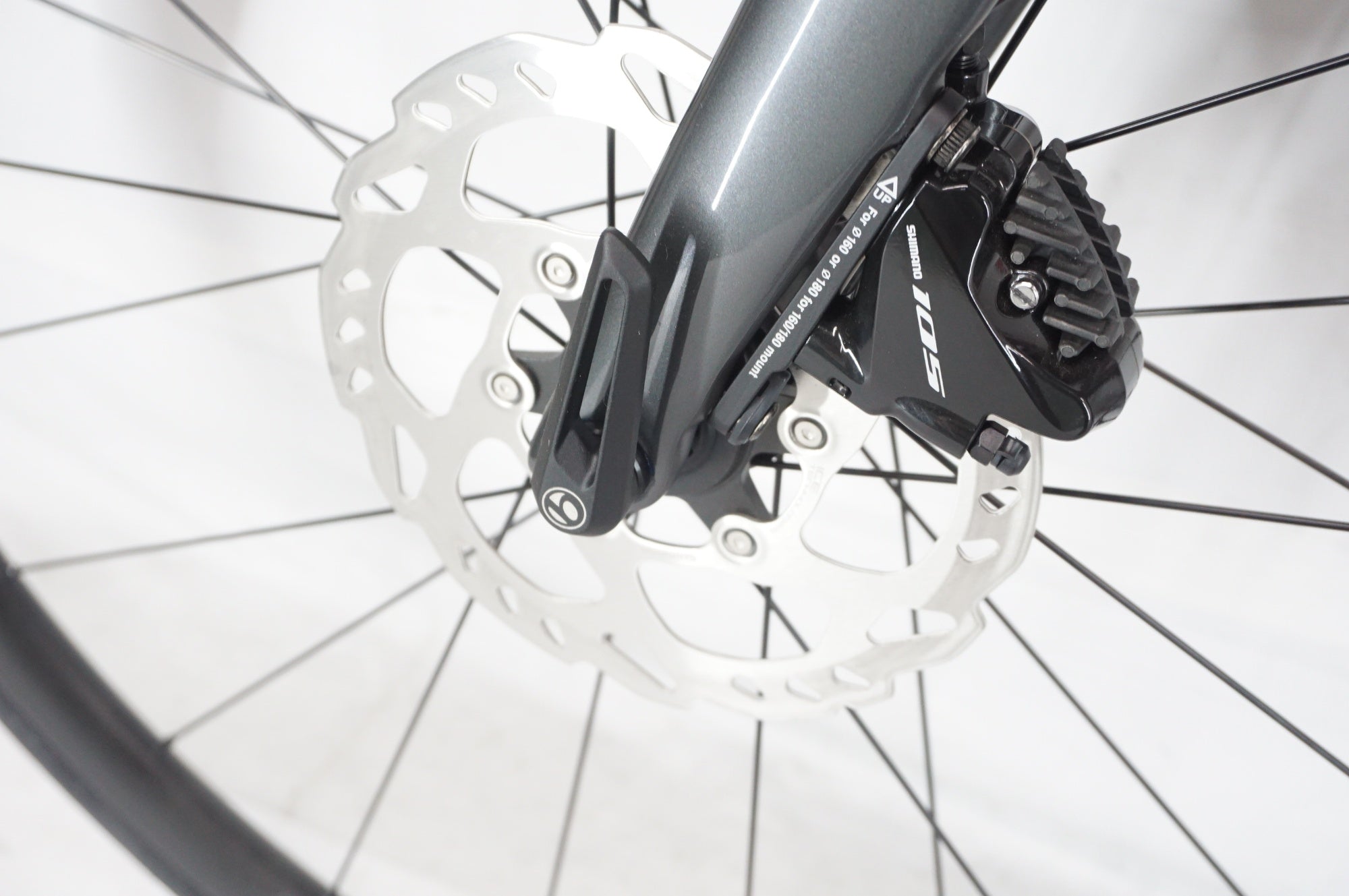 TREK 「トレック」 EMONDA SL5 2023年モデル ロードバイク / 阪急塚口店