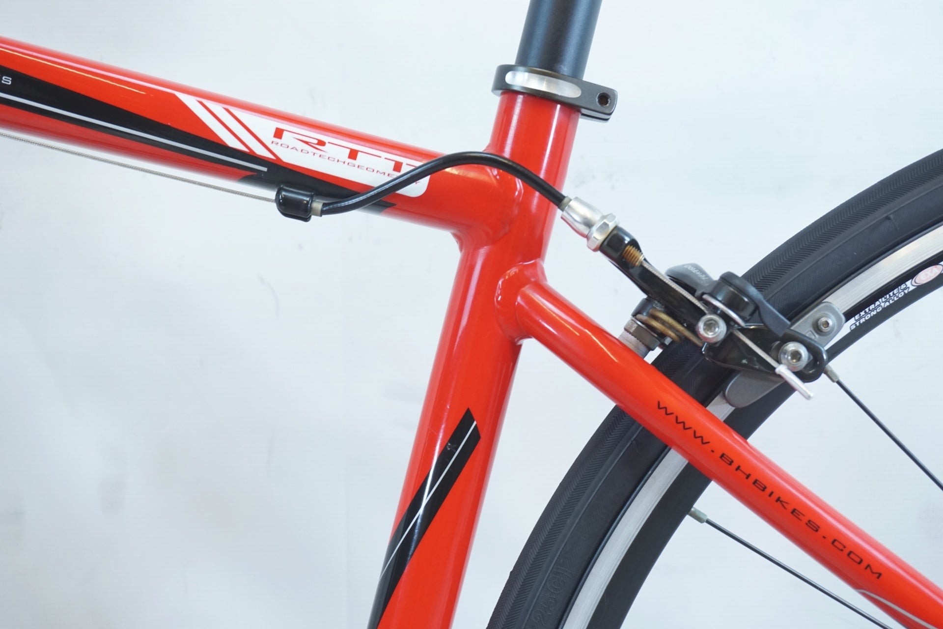 BH 「ビーエイチ」 VOLAN LE 2010年モデル ロードバイク / 有明