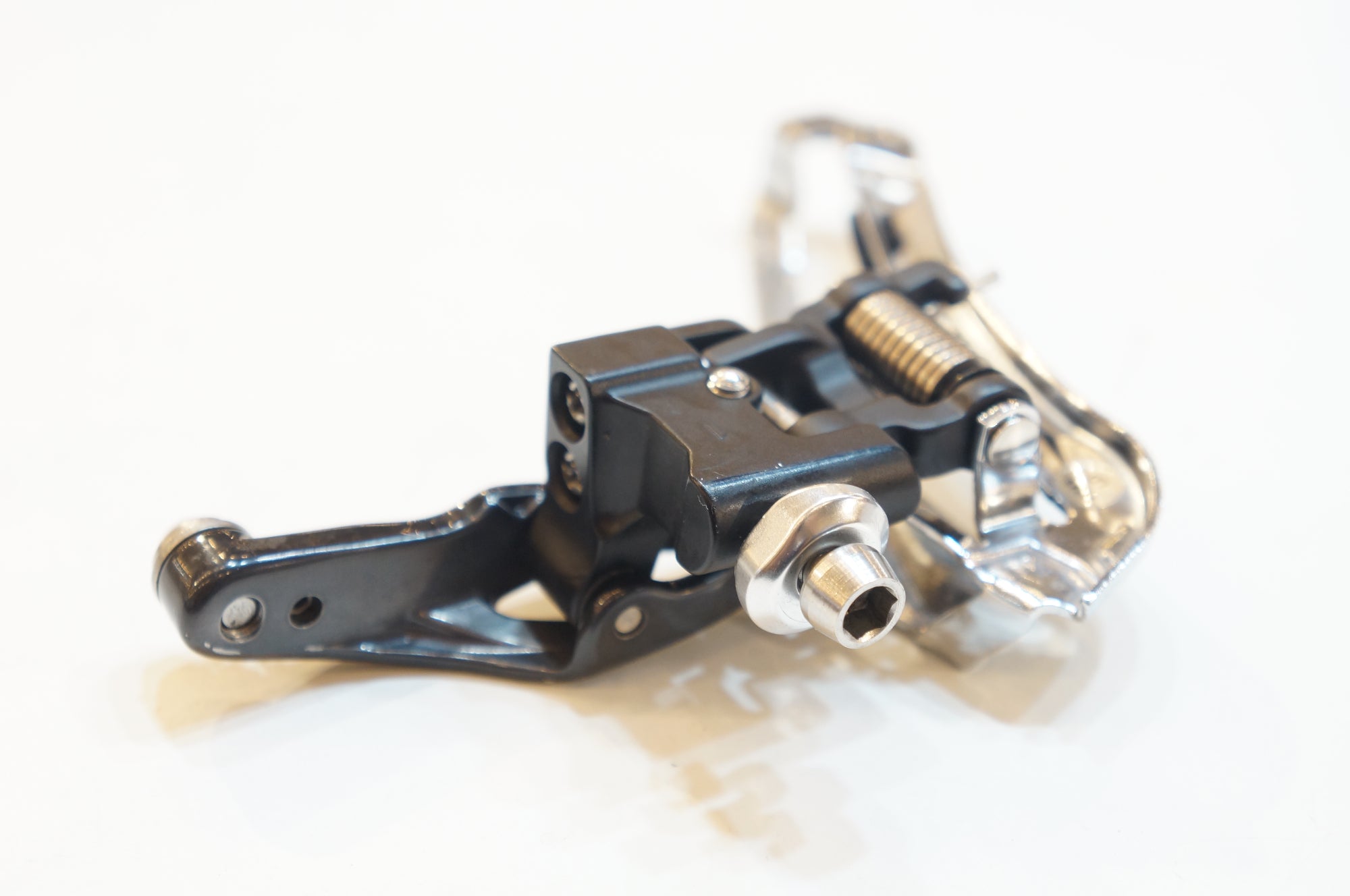 SHIMANO 「シマノ」 ULTEGRA FD-6800 フロントディレイラー