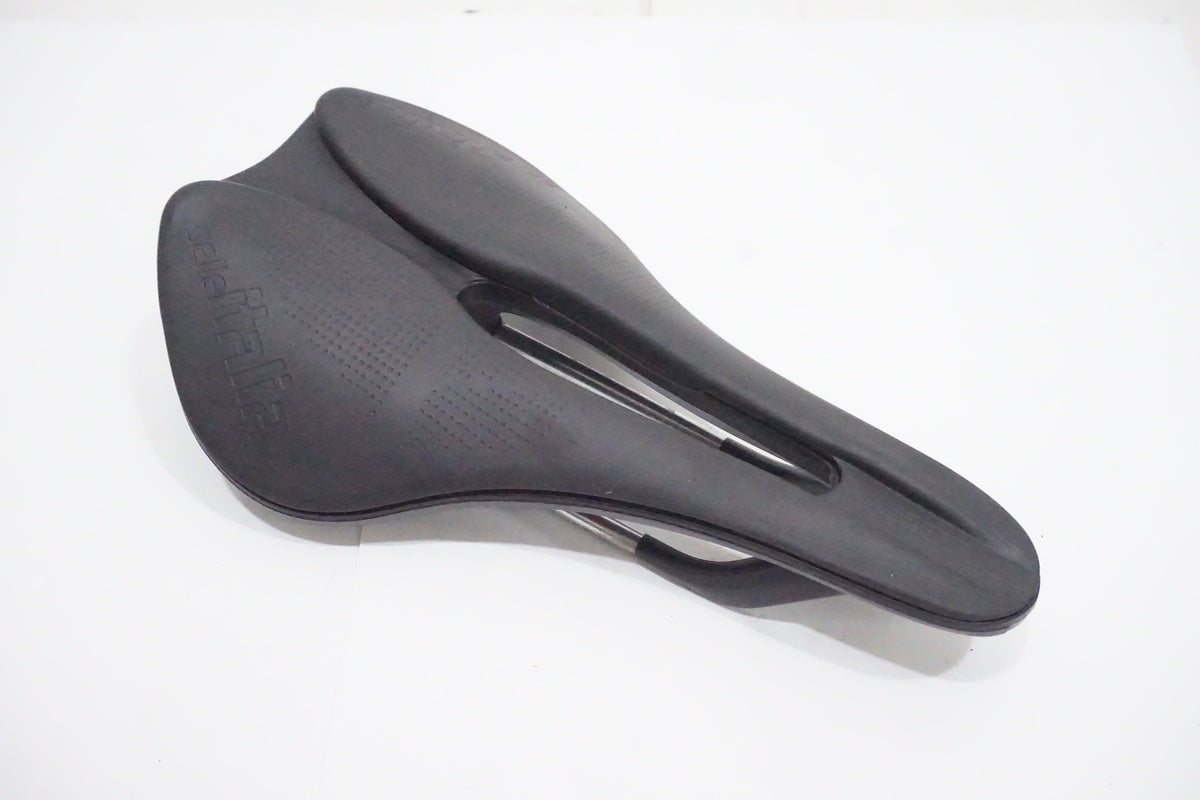 SELLE ITALIA「セライタリア」 BOOST 145mm サドル / 京都西院店