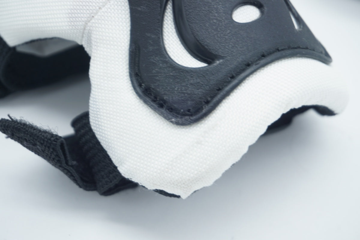 STRIDER 「ストライダー」 エルボ―＆ニーパッド プロテクター/ 滋賀大津店