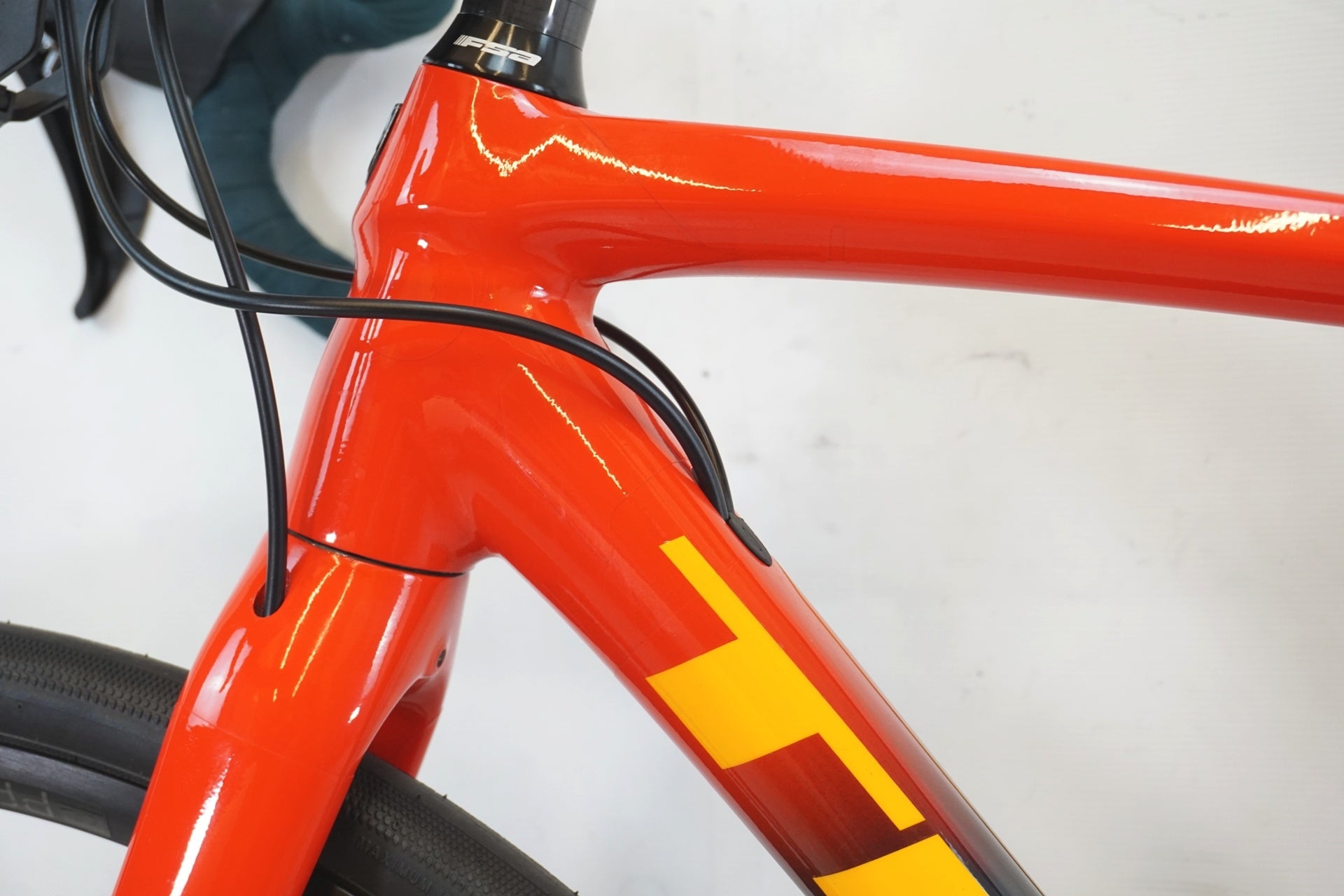 TREK 「トレック」 CROCKETT 2023年モデル ロードバイク / 有明