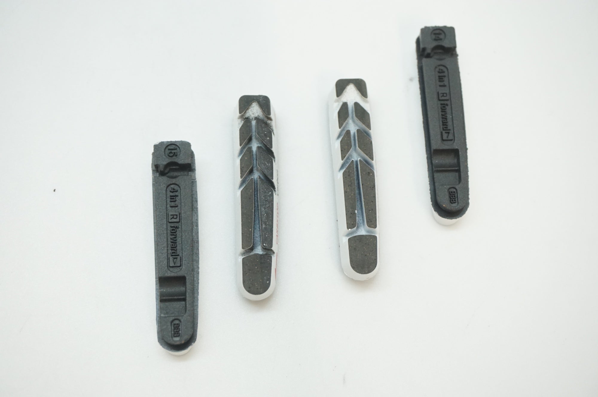 BBB 「ビービービー」 BBS-29 CARBSTOP ブレーキシュー / 福岡店