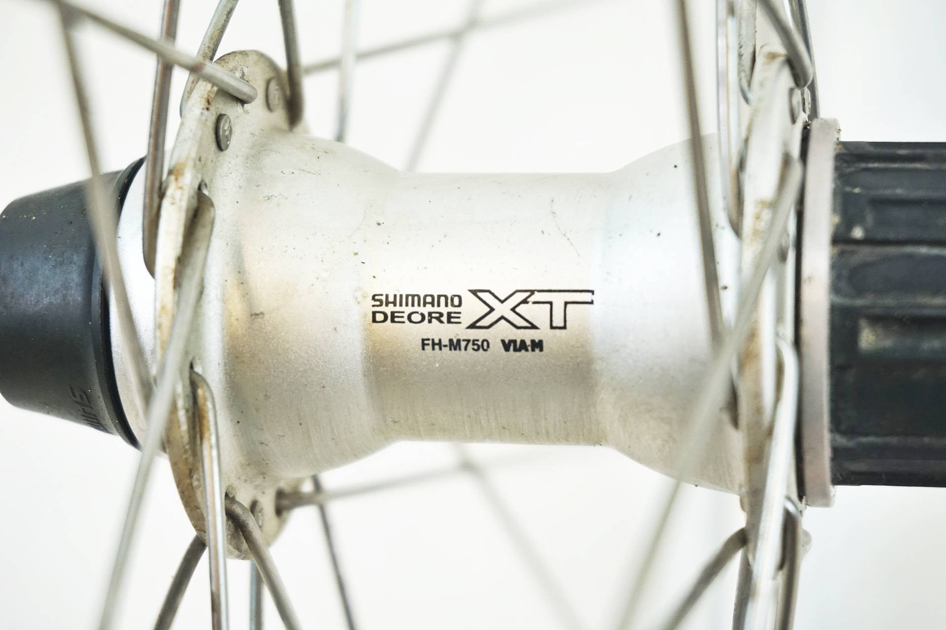 MAVIC 「マヴィック」 X517 リム × SHIMANO DEORE XT FH-M750 ハブ 26インチ リアホイール / 有明ガーデン店