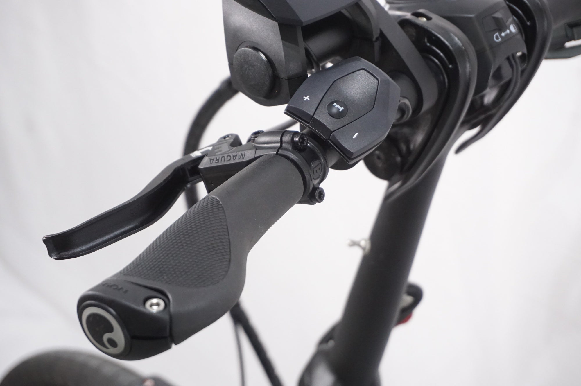 TERN 「ターン」 VEKTRON S10 2025年モデル E-BIKE / AKIBA店