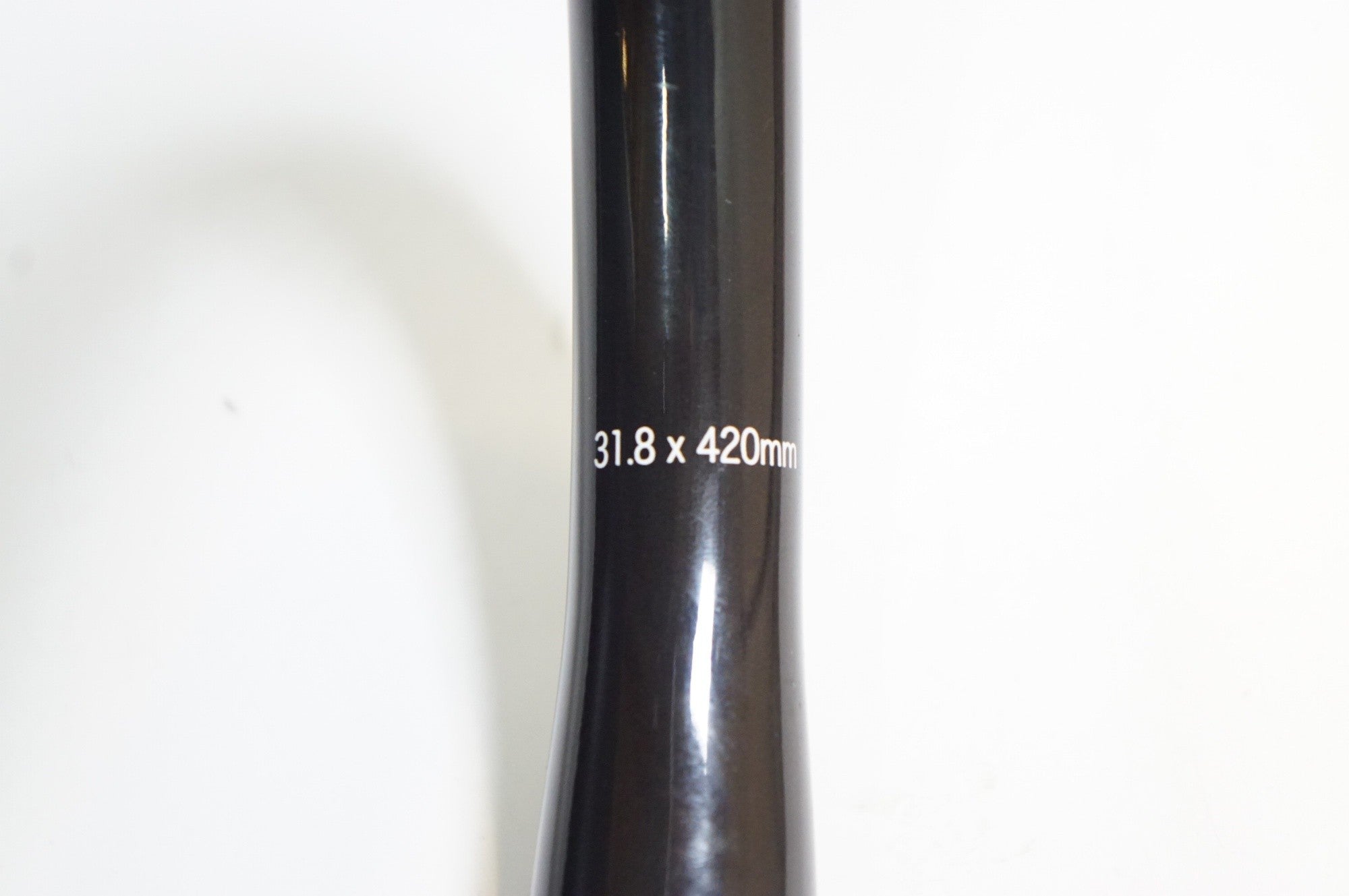 ONEBYESU 「ワンバイエス」 J-CARBON NEXT φ31.8 420mm ハンドル ONEBYESU 「ワンバイエス」 J-CARBON NEXT φ31.8 420mm ハンドル
