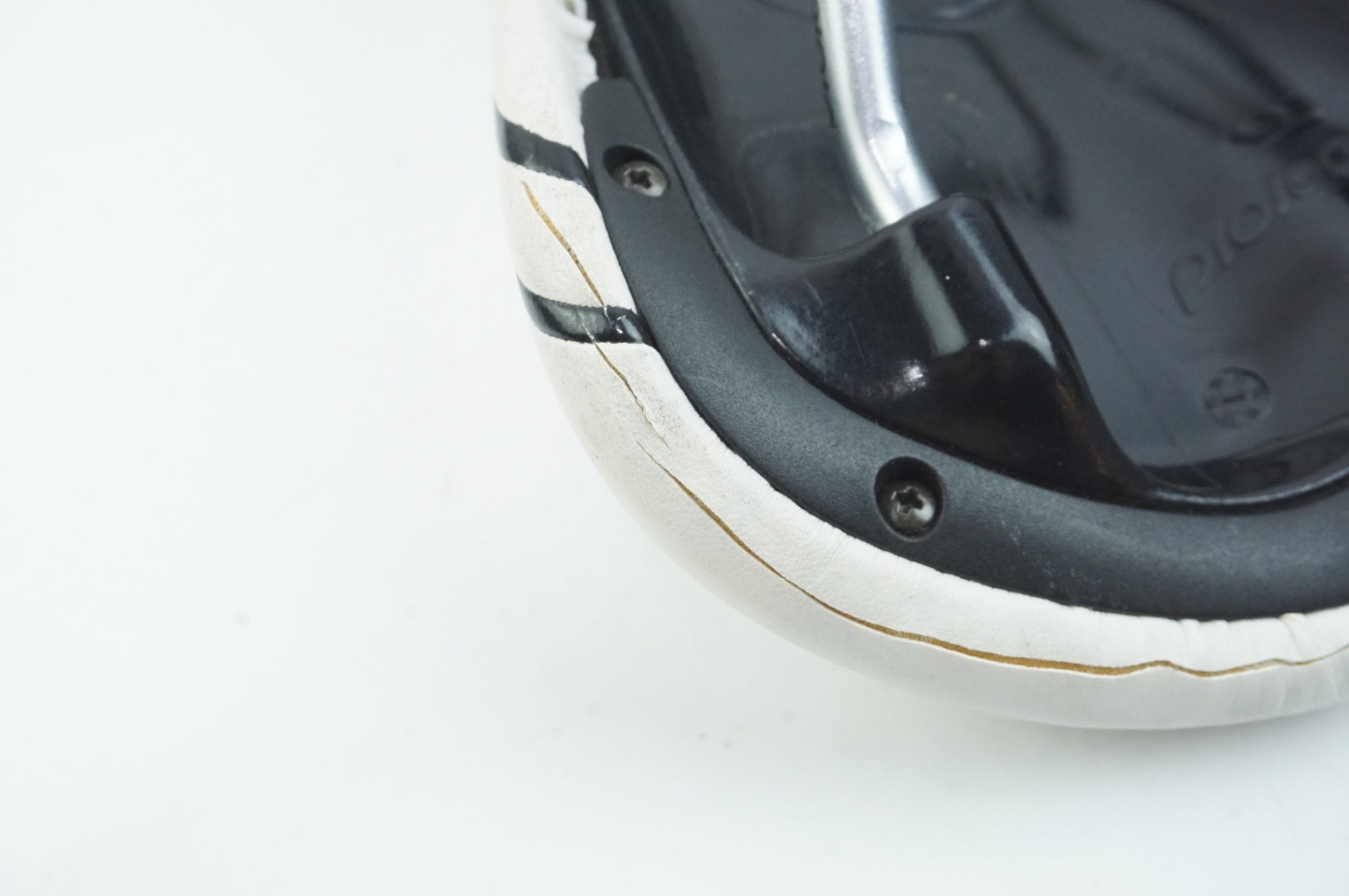 PROLOGO 「プロロゴ」 COLNAGO ZETA7 サドル / 中目黒店